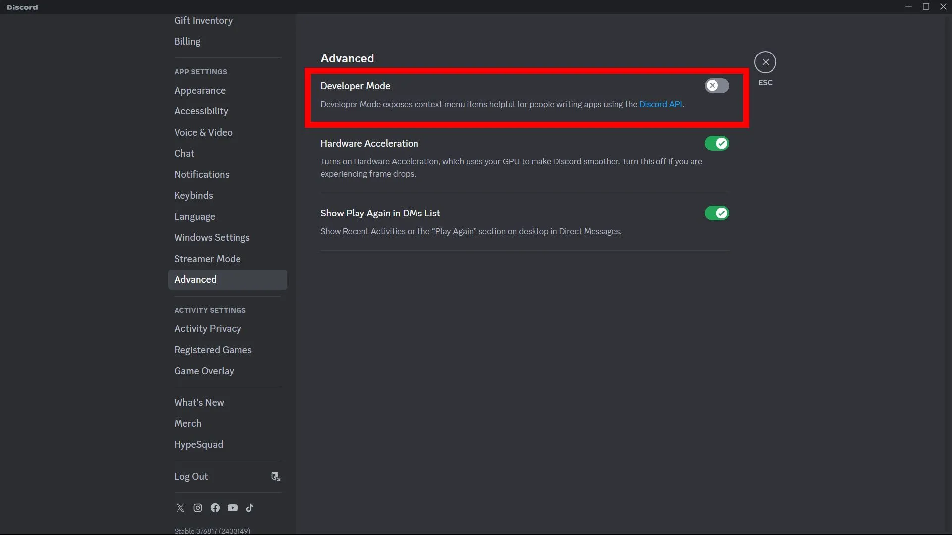 Bật Chế độ nhà phát triển (Developer Mode) trong cài đặt nâng cao của Discord PC