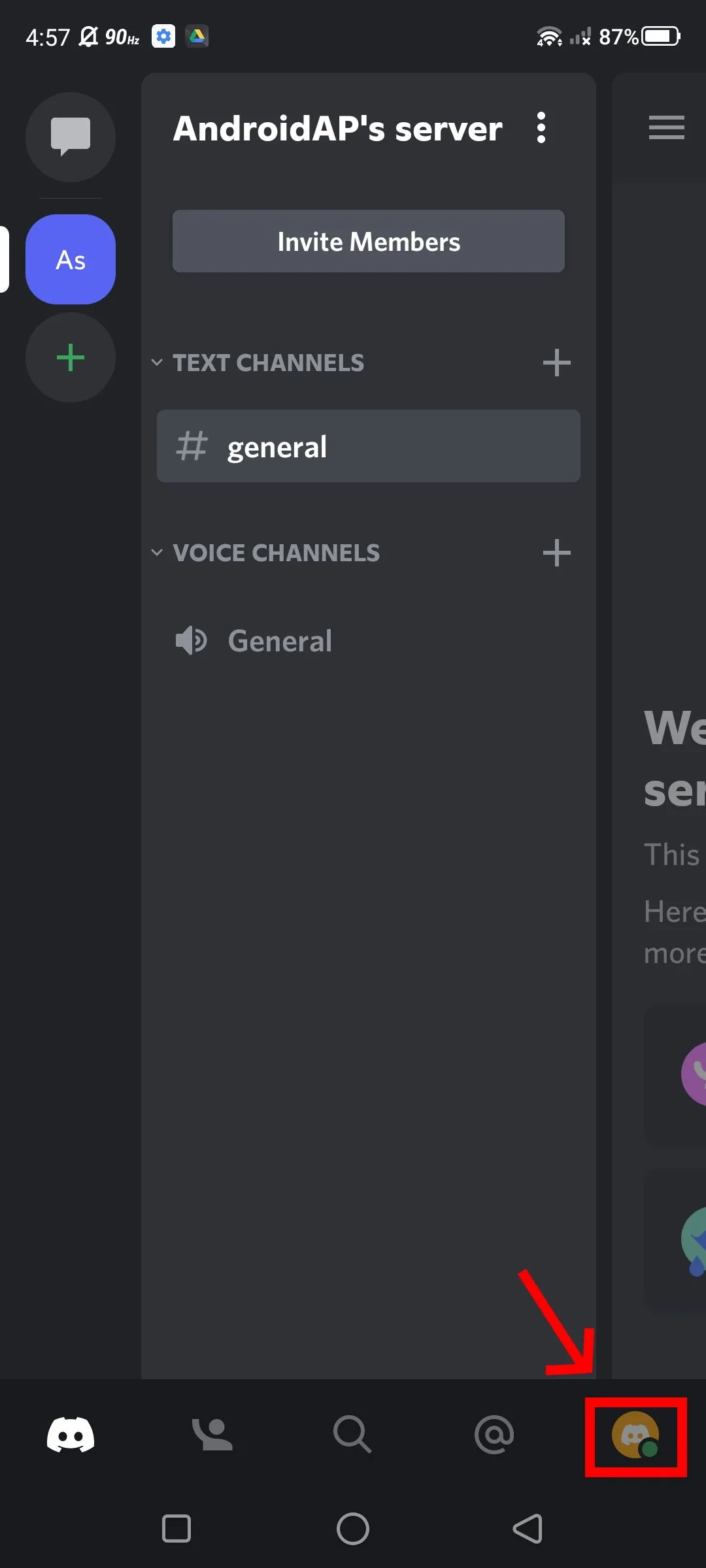 Giao diện chính của ứng dụng Discord trên điện thoại Android