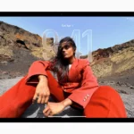 Giao diện màn hình khóa iPadOS 26 mới với thời gian hiển thị thông minh.