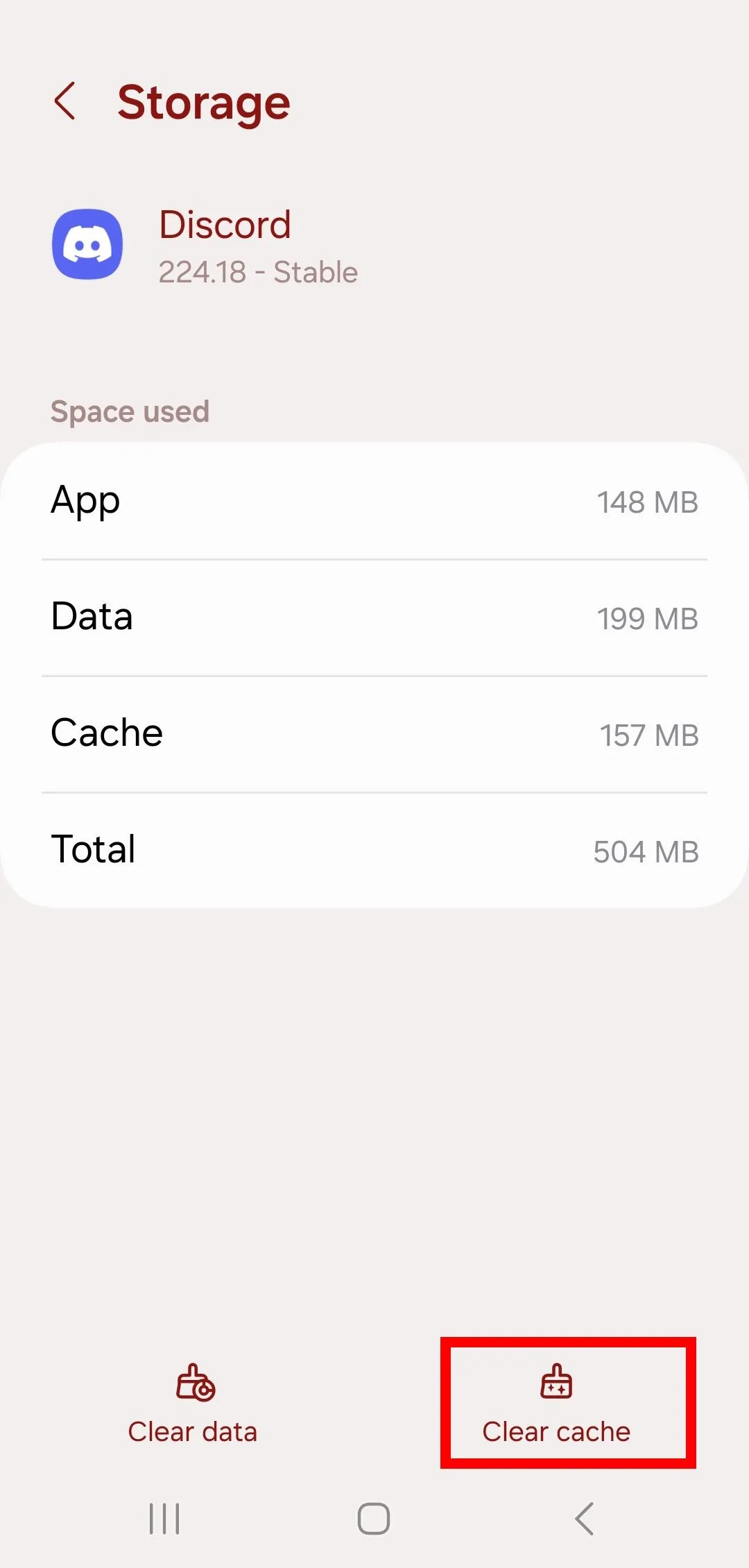 Trong mục Lưu trữ của ứng dụng Discord trên Android, nhấn vào Xóa bộ nhớ đệm để giải phóng dung lượng cache.