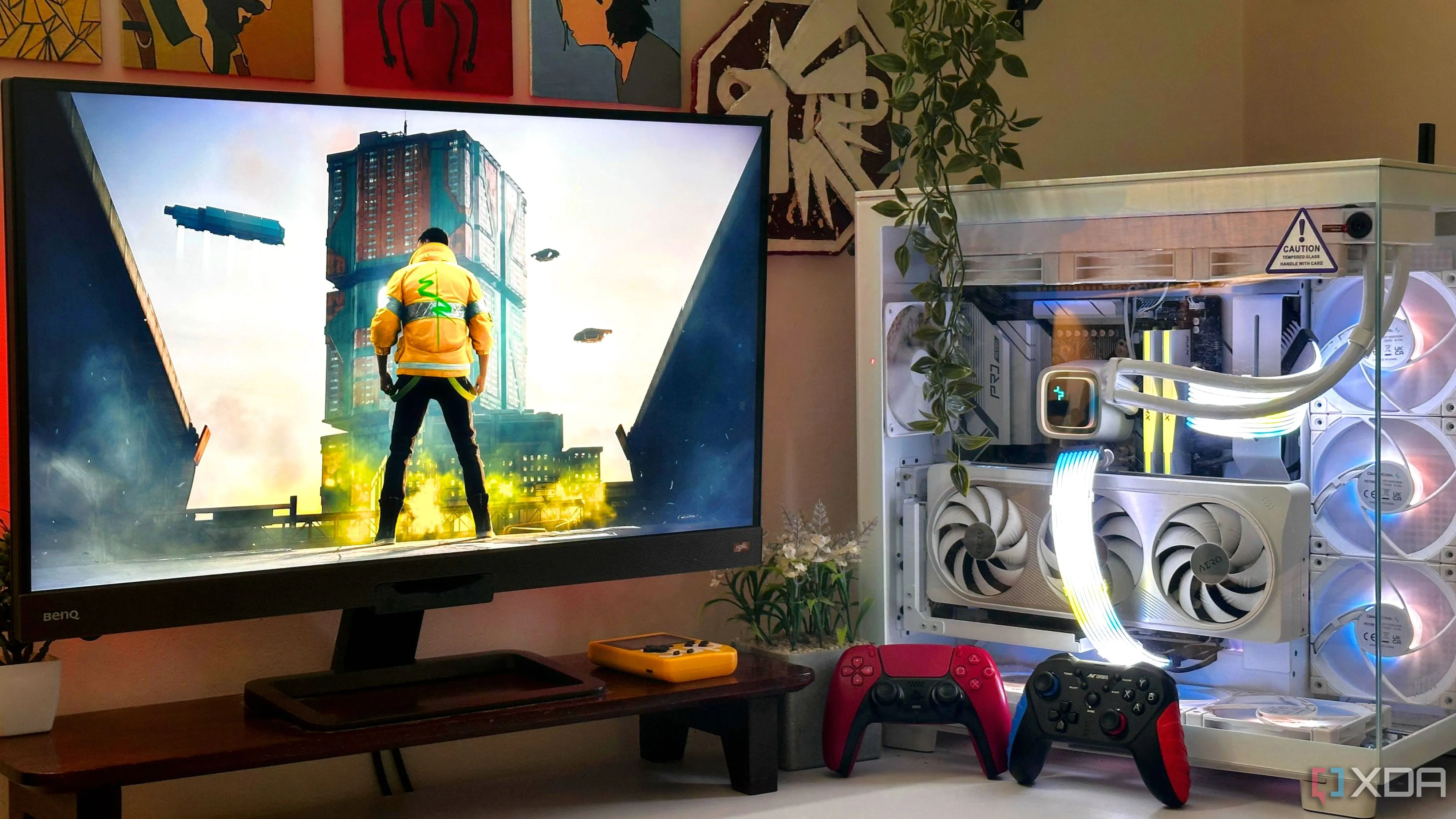 Cảnh game Cyberpunk 2077 hiển thị trên màn hình máy tính chơi game
