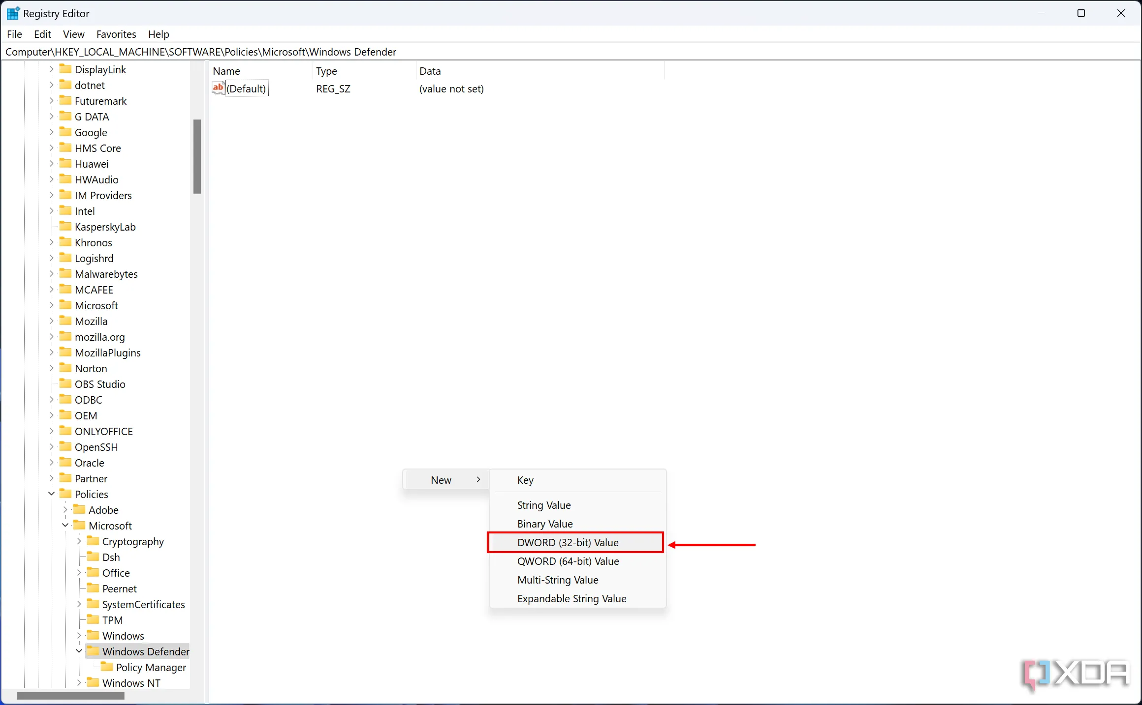 Giao diện Registry Editor với tùy chọn tạo giá trị DWORD (32-bit) mới