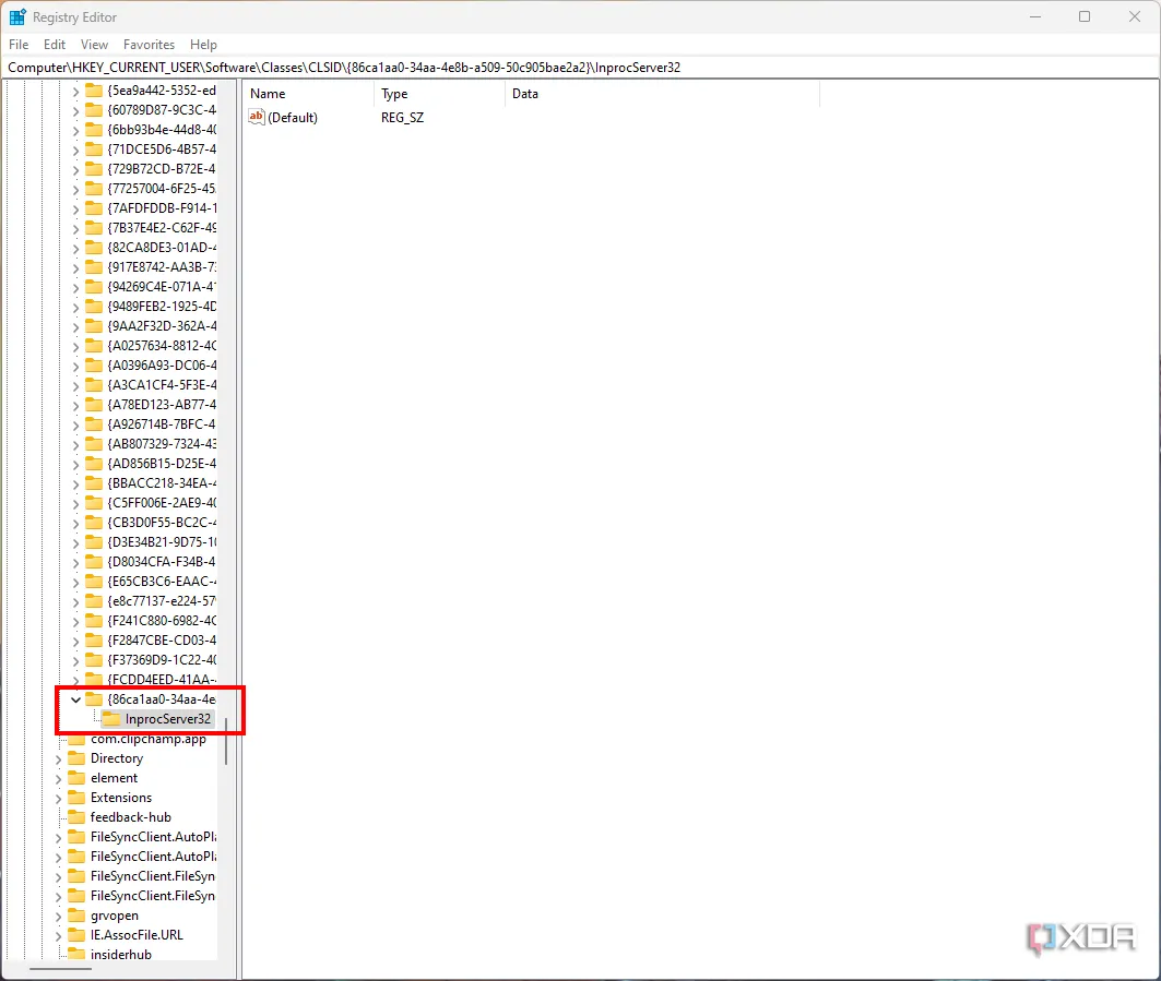 Hình ảnh chụp màn hình Registry Editor Windows 11 cho thấy cấu trúc thư mục đã được tạo: HKEY_CURRENT_USERSoftwareClassesCLSID{86ca1aa0-34aa-4e8b-a509-50c905bae2a2}InprocServer32, minh họa các bước thiết lập menu chuột phải cổ điển.
