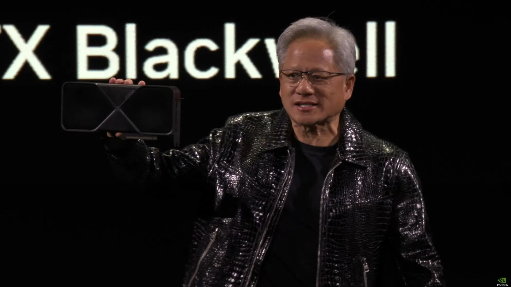 Jensen Huang giới thiệu chip Blackwell của Nvidia tại sự kiện