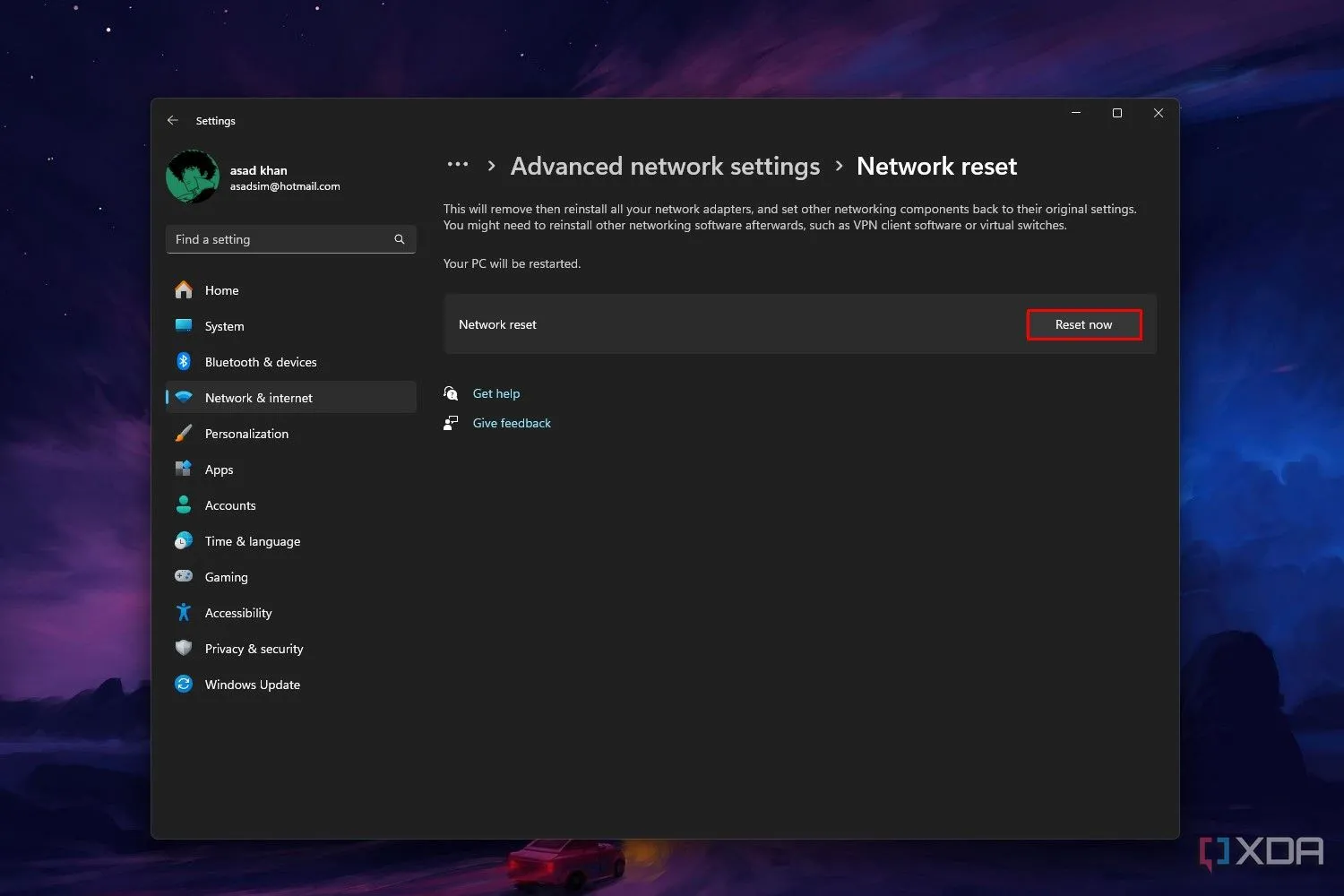Màn hình cài đặt đặt lại mạng trong Windows 11, hiển thị nút &quot;Reset now&quot;