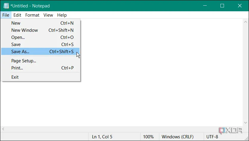 Menu Tệp trong Notepad hiển thị tùy chọn 'Lưu thành' để lưu file nhật ký