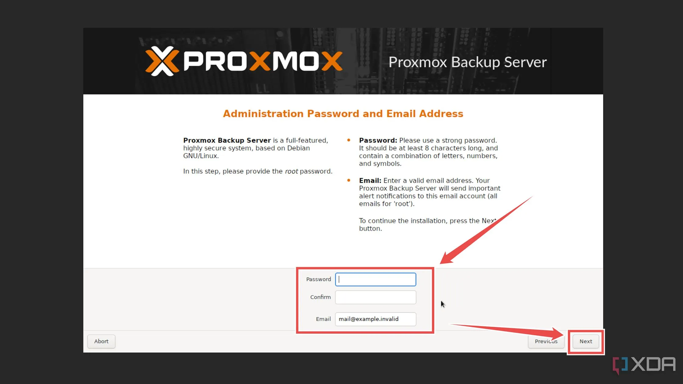 Nhập thông tin quản trị viên (Mật khẩu và Email) trong trình cài đặt PBS