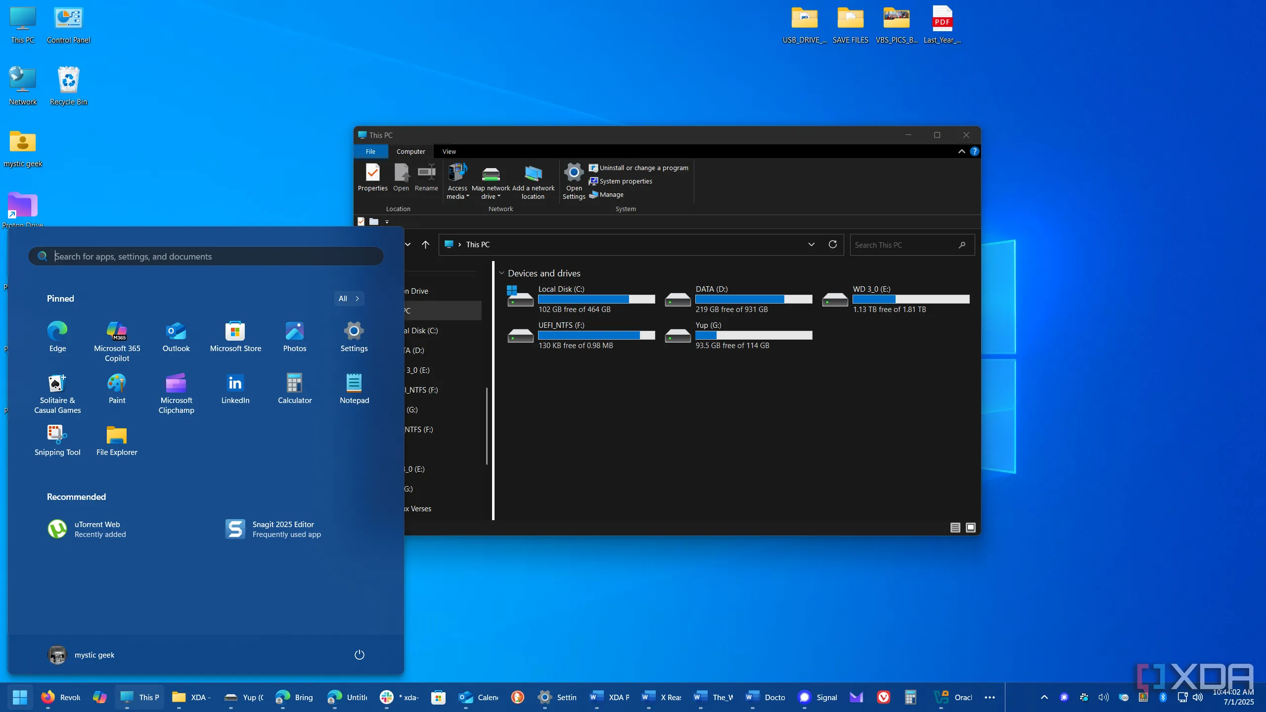 Ví dụ minh họa cách hiển thị nhãn ứng dụng trên thanh tác vụ Windows 11 để giống Windows 10