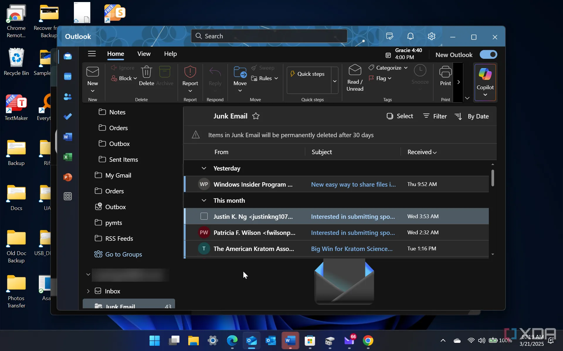 Ảnh chụp màn hình email spam hiển thị trong ứng dụng Outlook