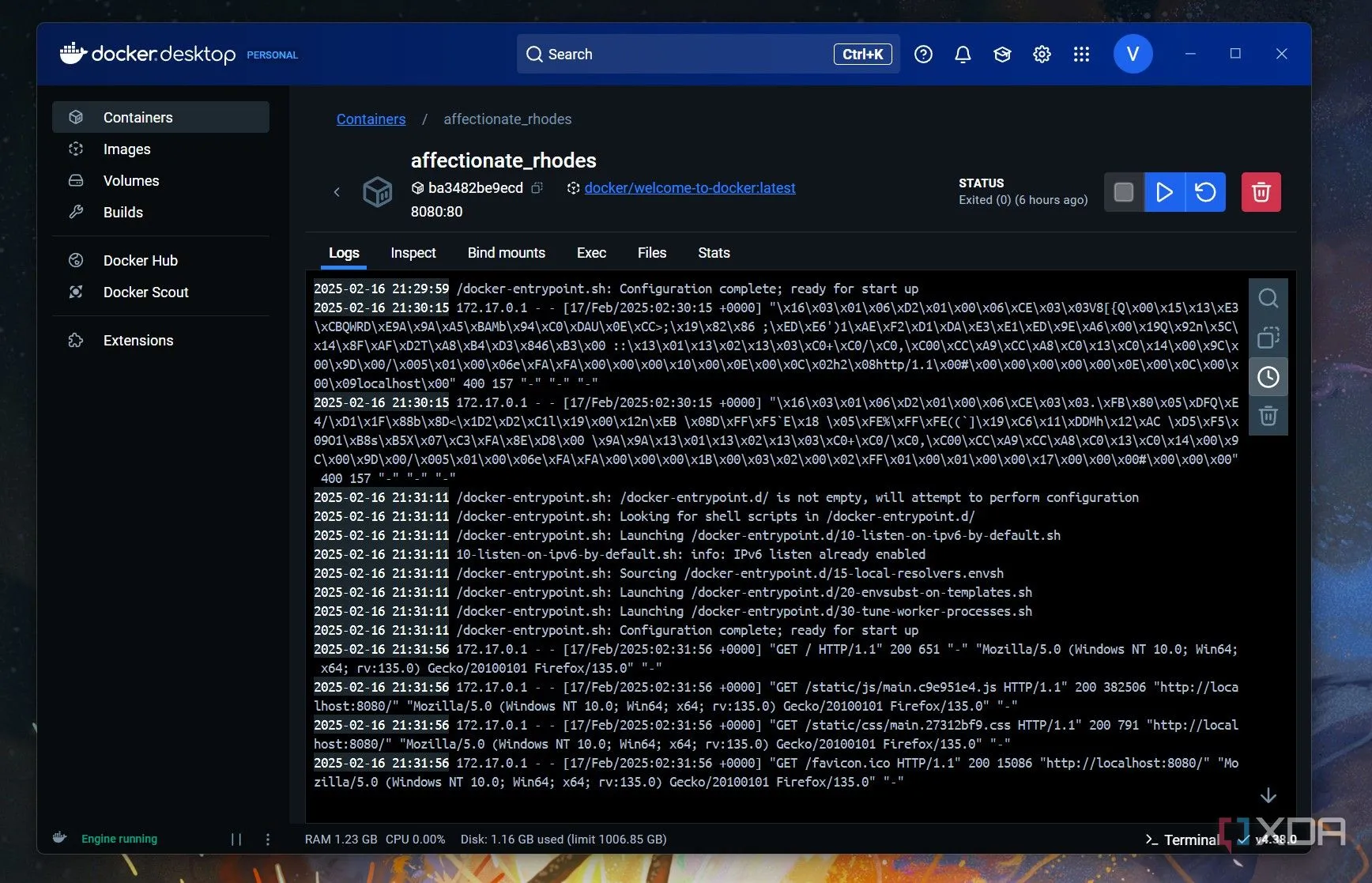 Ảnh chụp màn hình nhật ký hoạt động của Docker Container