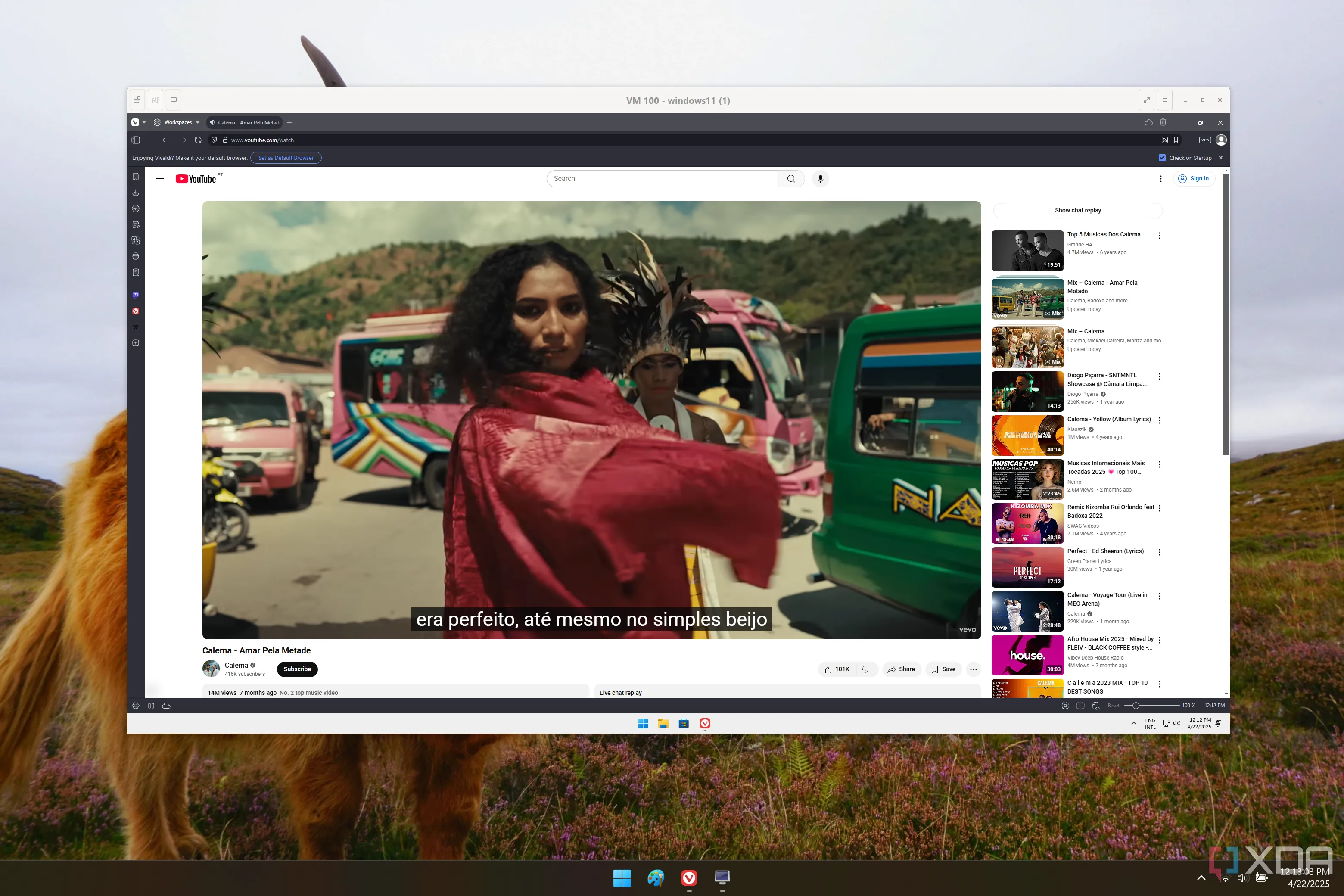 Ảnh chụp màn hình Windows 11 chạy trên máy ảo Proxmox, hiển thị trình duyệt Vivaldi đang phát video YouTube