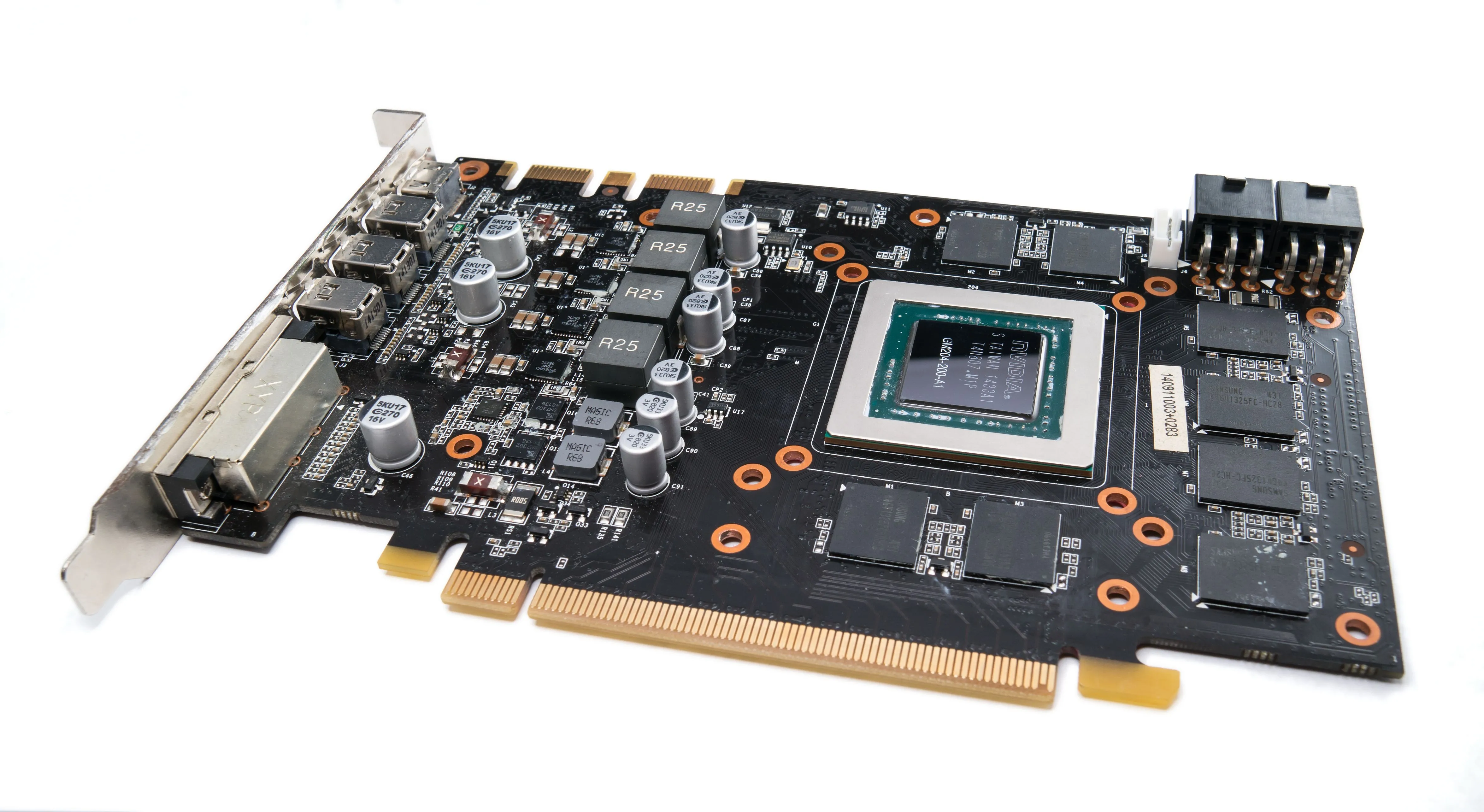 Bảng mạch PCB của card đồ họa Nvidia GTX 970, tâm điểm của tranh cãi về VRAM