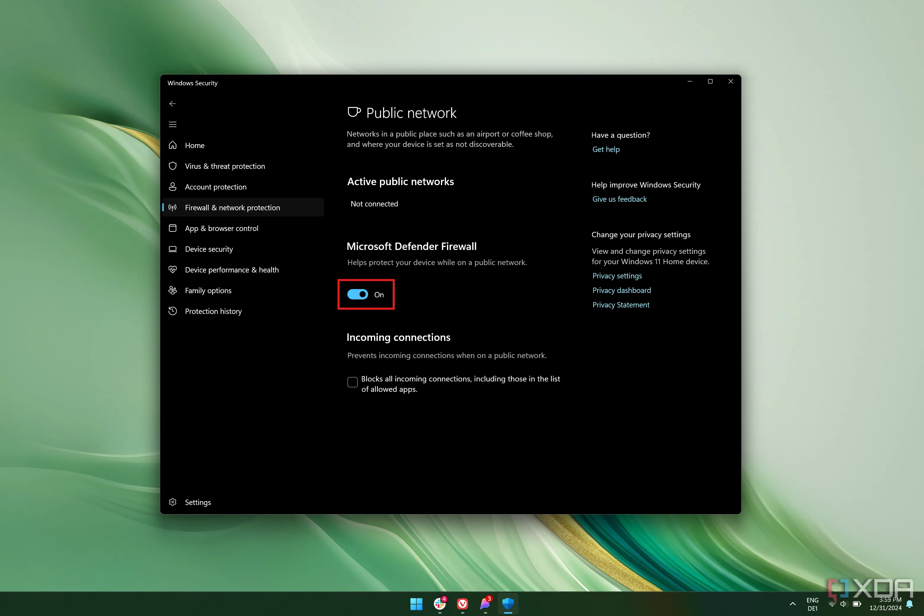 Cài đặt tường lửa cho mạng công cộng trong Windows Security trên Windows 11