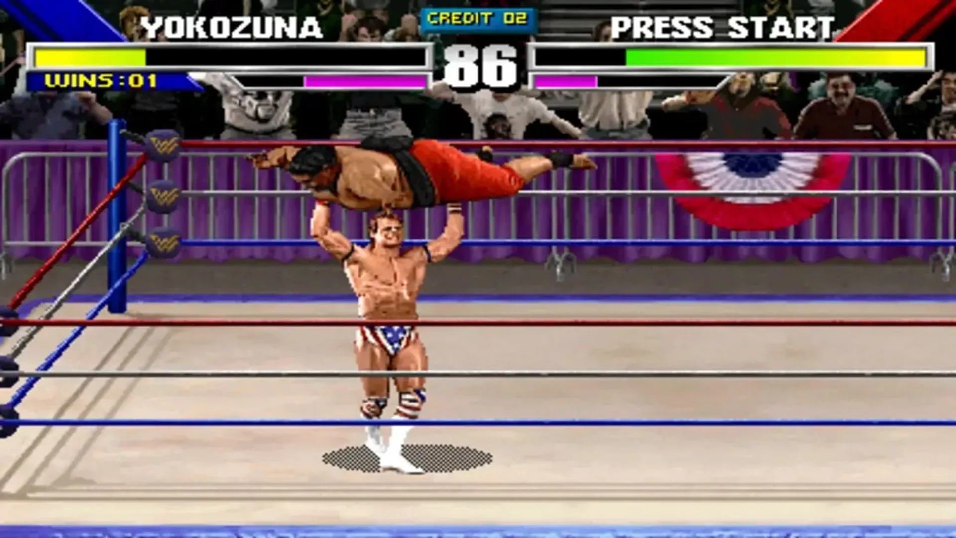 Cảnh quay gameplay đầy kịch tính từ WWF WrestleMania: The Arcade Game với các đòn đánh cường điệu hóa