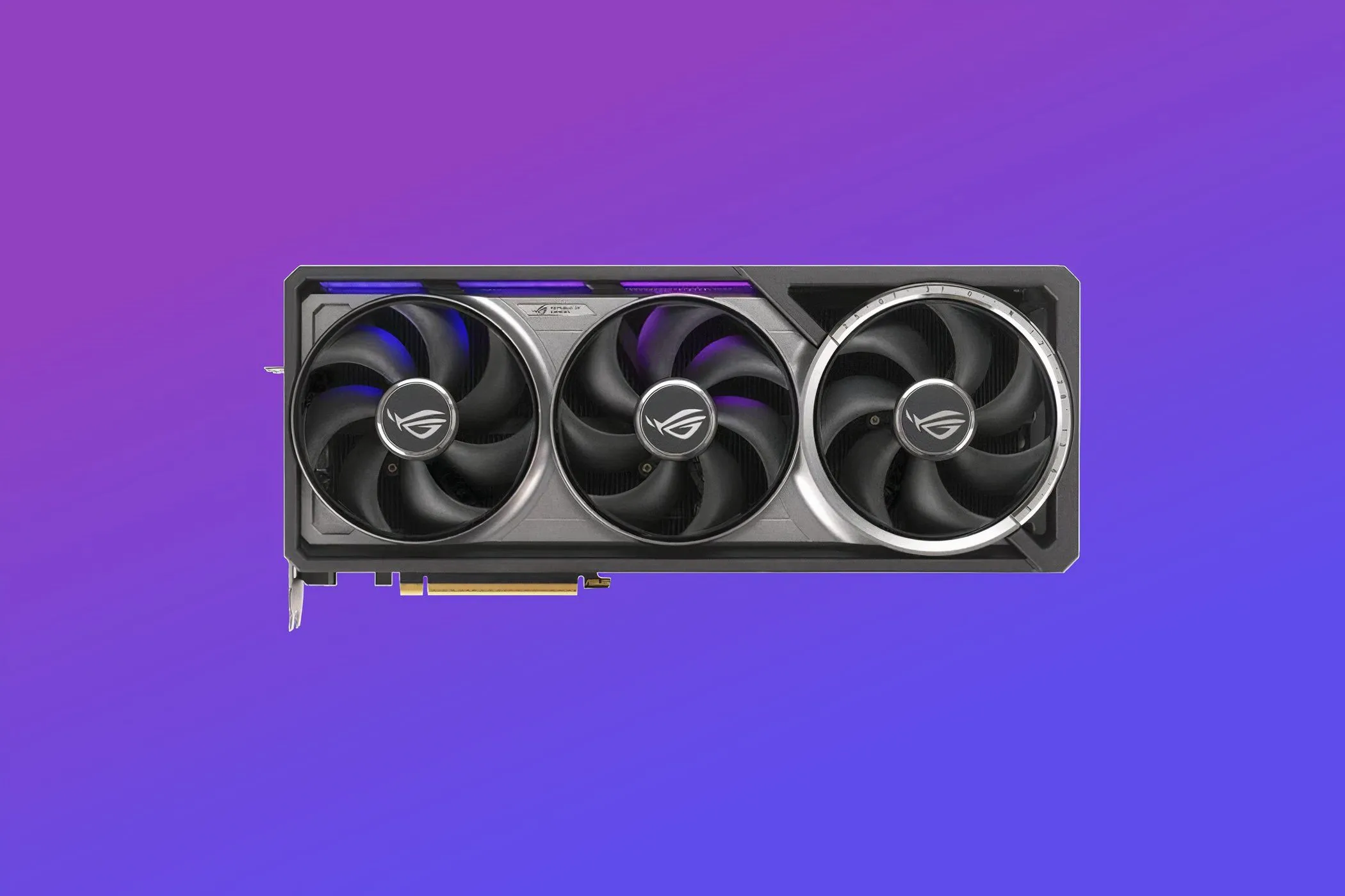 Card đồ họa ASUS ROG Astral GeForce RTX 5080 OC với thiết kế tản nhiệt 4 quạt