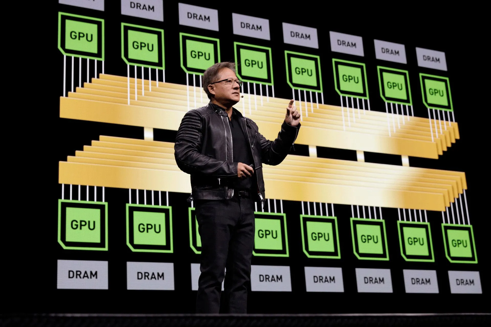 CEO của Nvidia phát biểu tại sự kiện GTC, đại diện cho hình ảnh và tầm ảnh hưởng của công ty