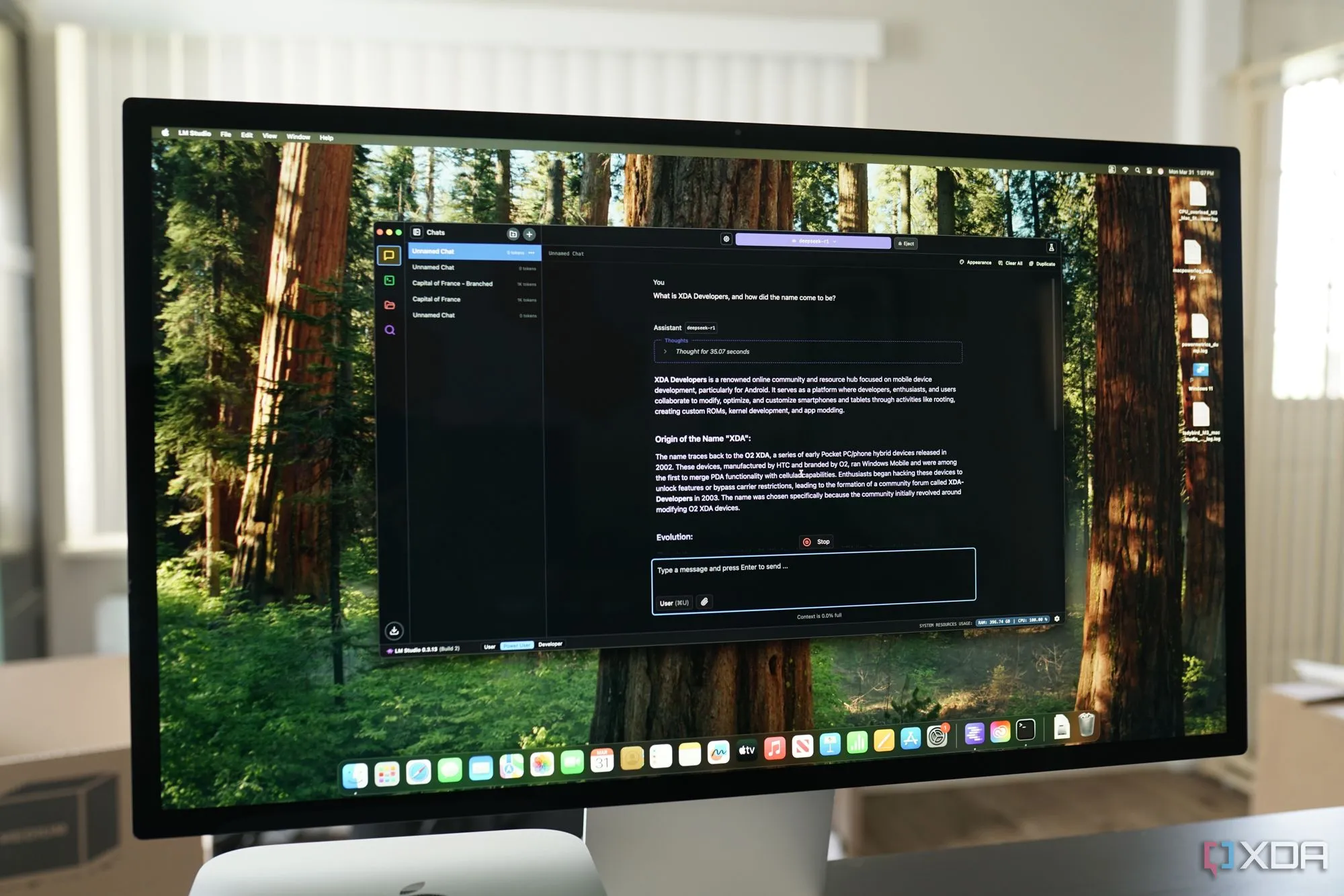 DeepSeek hoạt động trên Mac Studio M3 Ultra, minh họa lợi ích của lượng tử hóa LLM