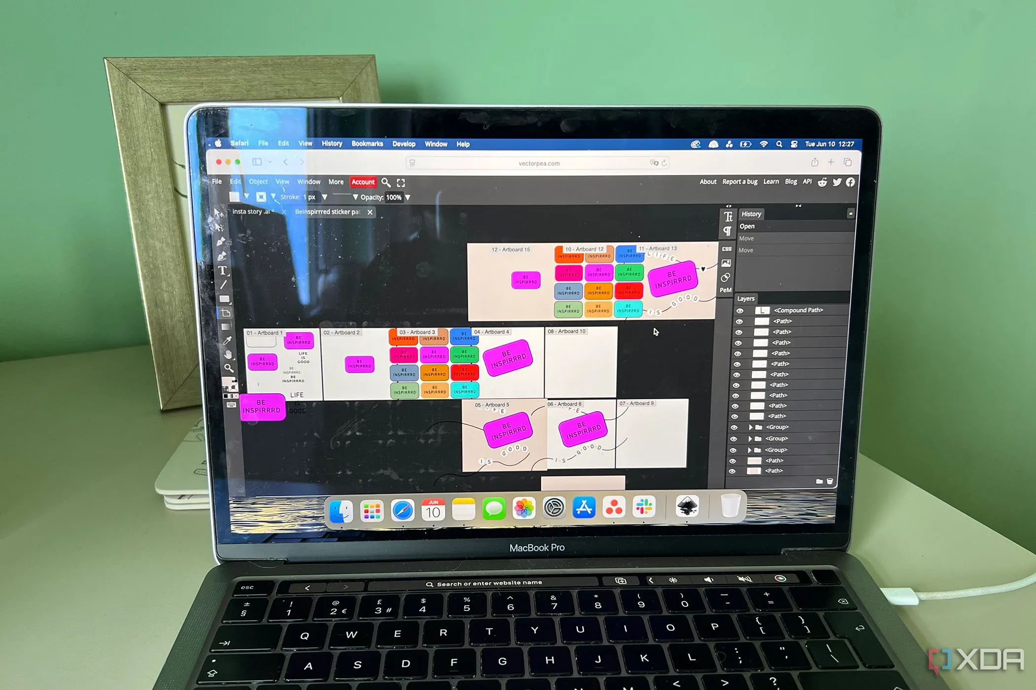 Dự án thiết kế vector trên Vectorpea hiển thị trên MacBook, so sánh với Inkscape