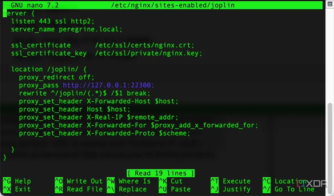 File cấu hình Nginx (joplin) được mở trong trình soạn thảo Nano, điều chỉnh server_name.