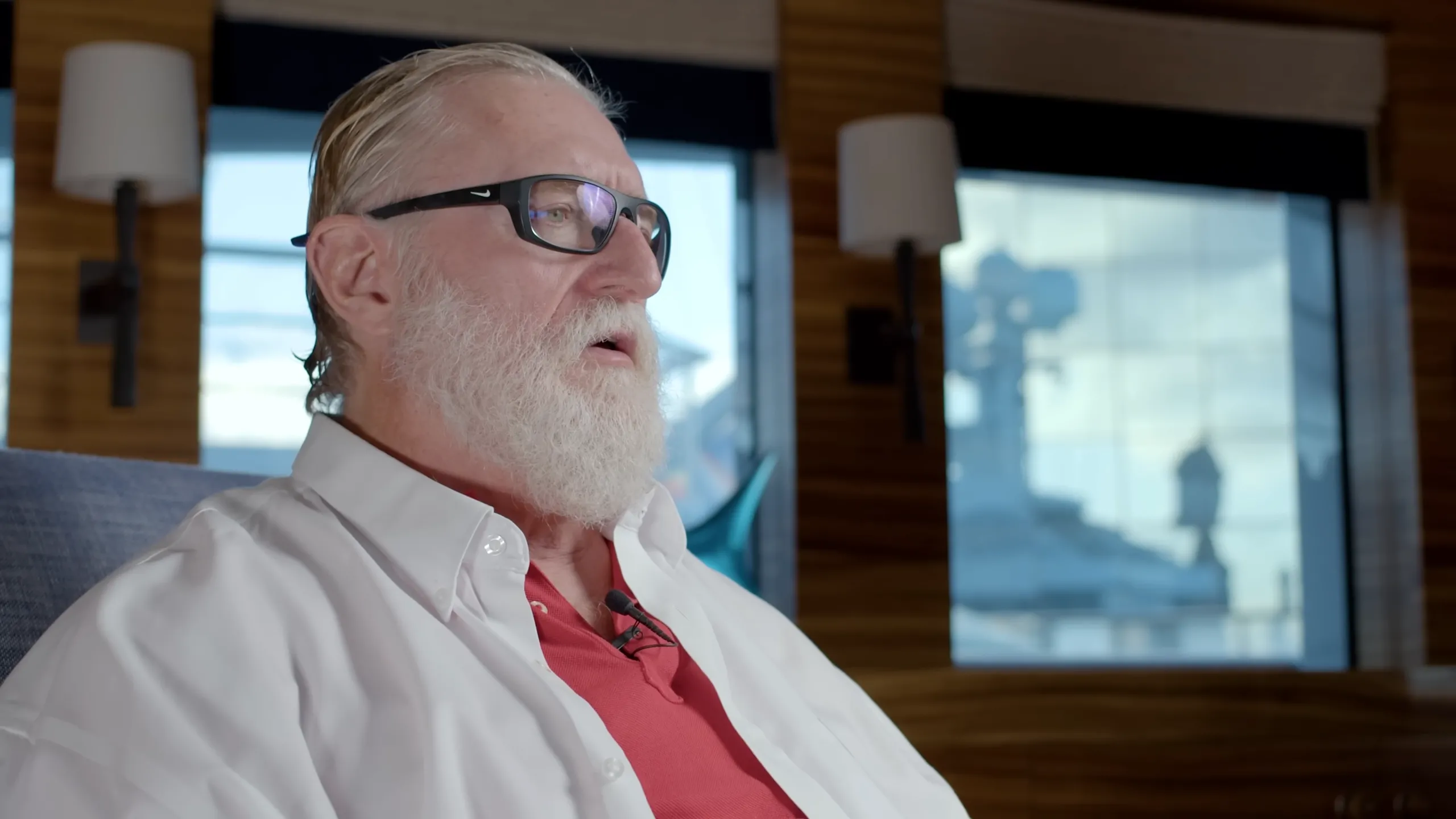 Gabe Newell, đồng sáng lập Valve, phát biểu trong phim tài liệu kỷ niệm 20 năm Half-Life 2