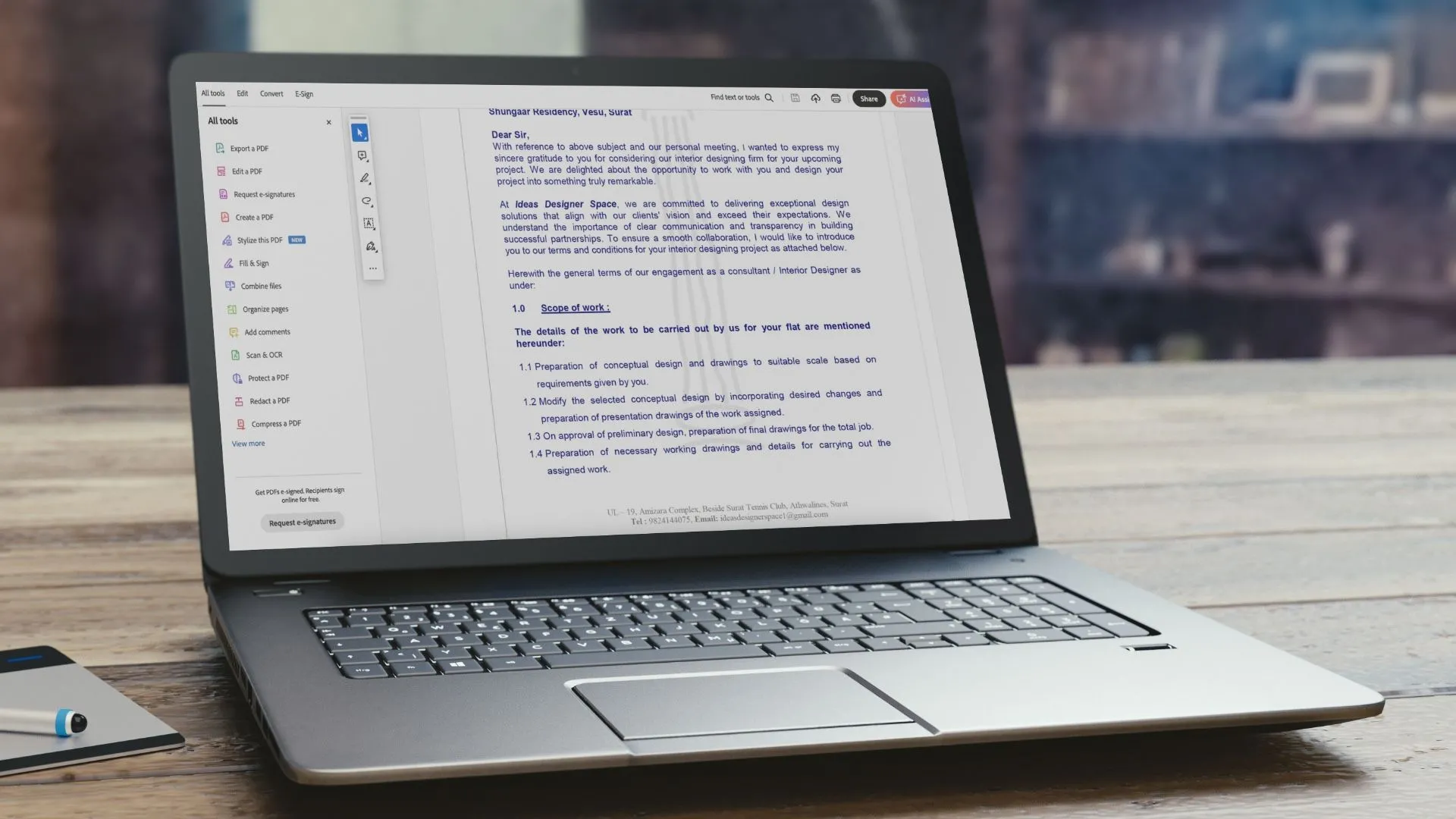 Giao diện Adobe Acrobat với tính năng tạo PDF tương tác, liên quan đến việc kết hợp nhiều tệp PDF.