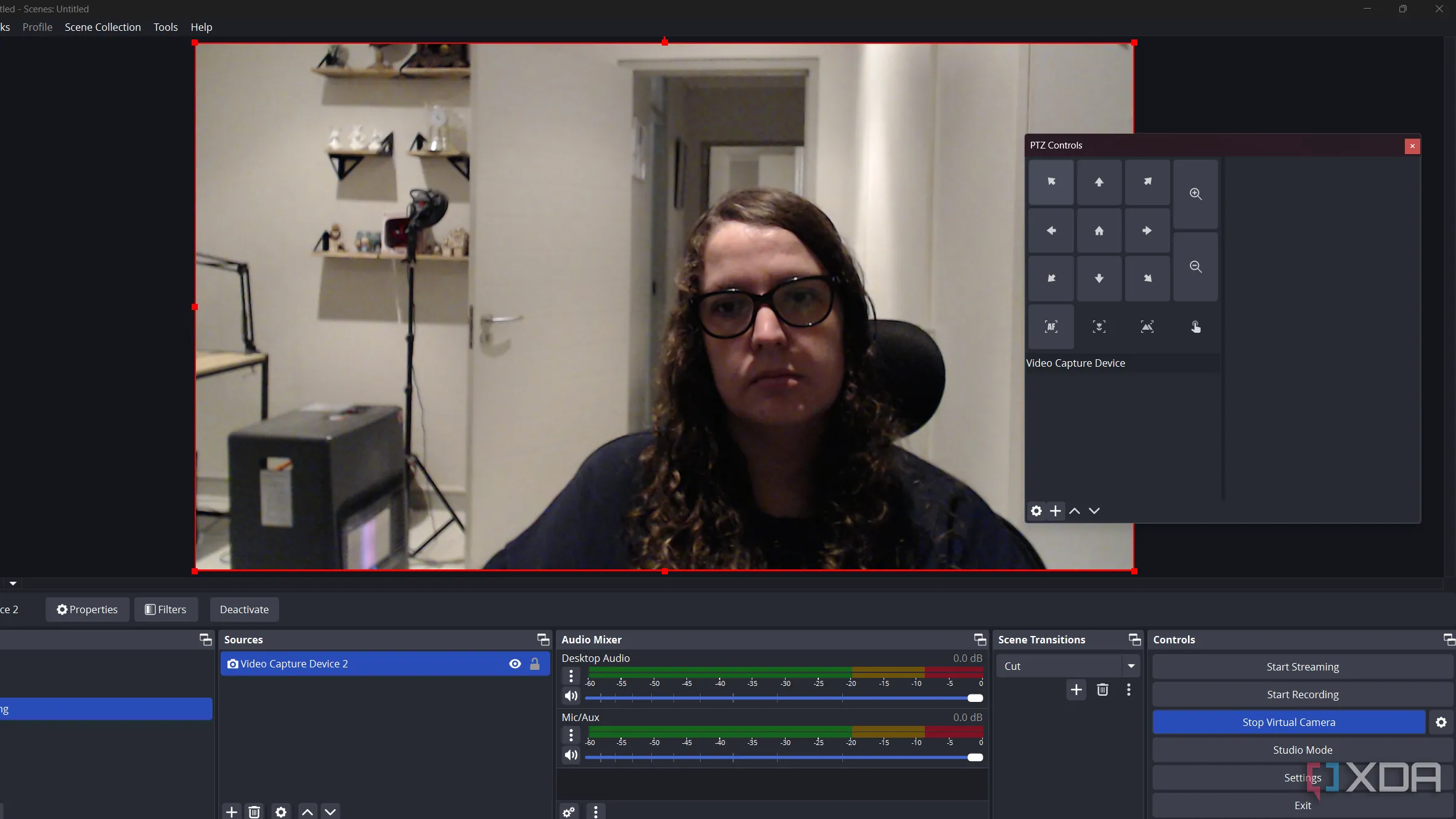 Giao diện điều khiển PTZ Controls trên OBS Studio cho phép xoay, nghiêng, thu phóng webcam
