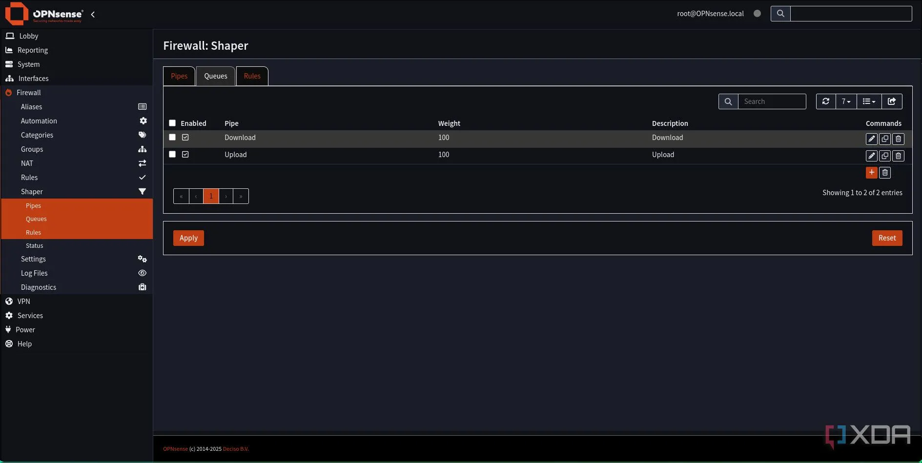 Giao diện hiển thị các Hàng đợi Download và Upload đã được thêm vào cấu hình Traffic Shaping trong OPNsense.