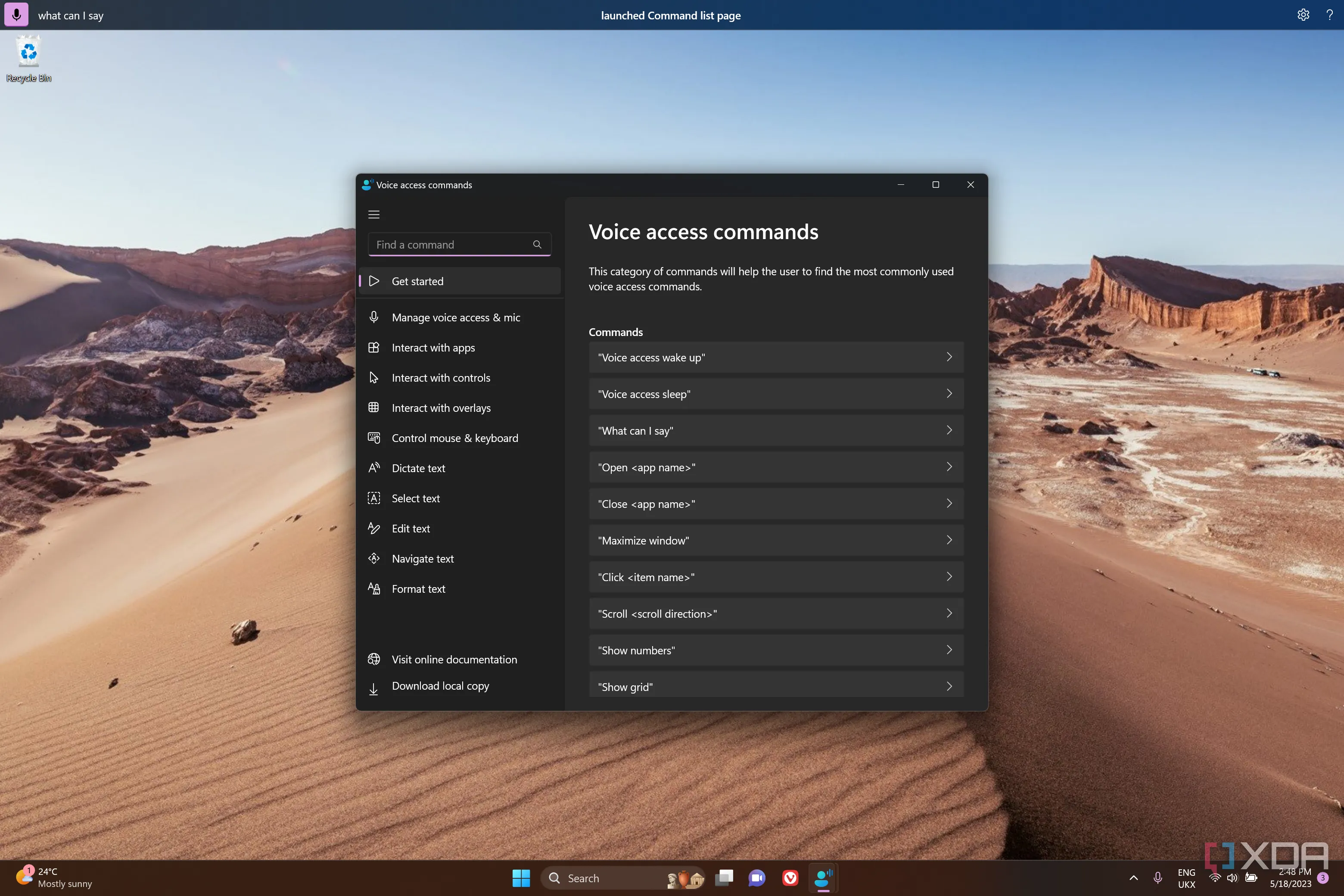 Giao diện màn hình Windows 11 hiển thị danh sách lệnh và thanh công cụ Voice access đang hoạt động