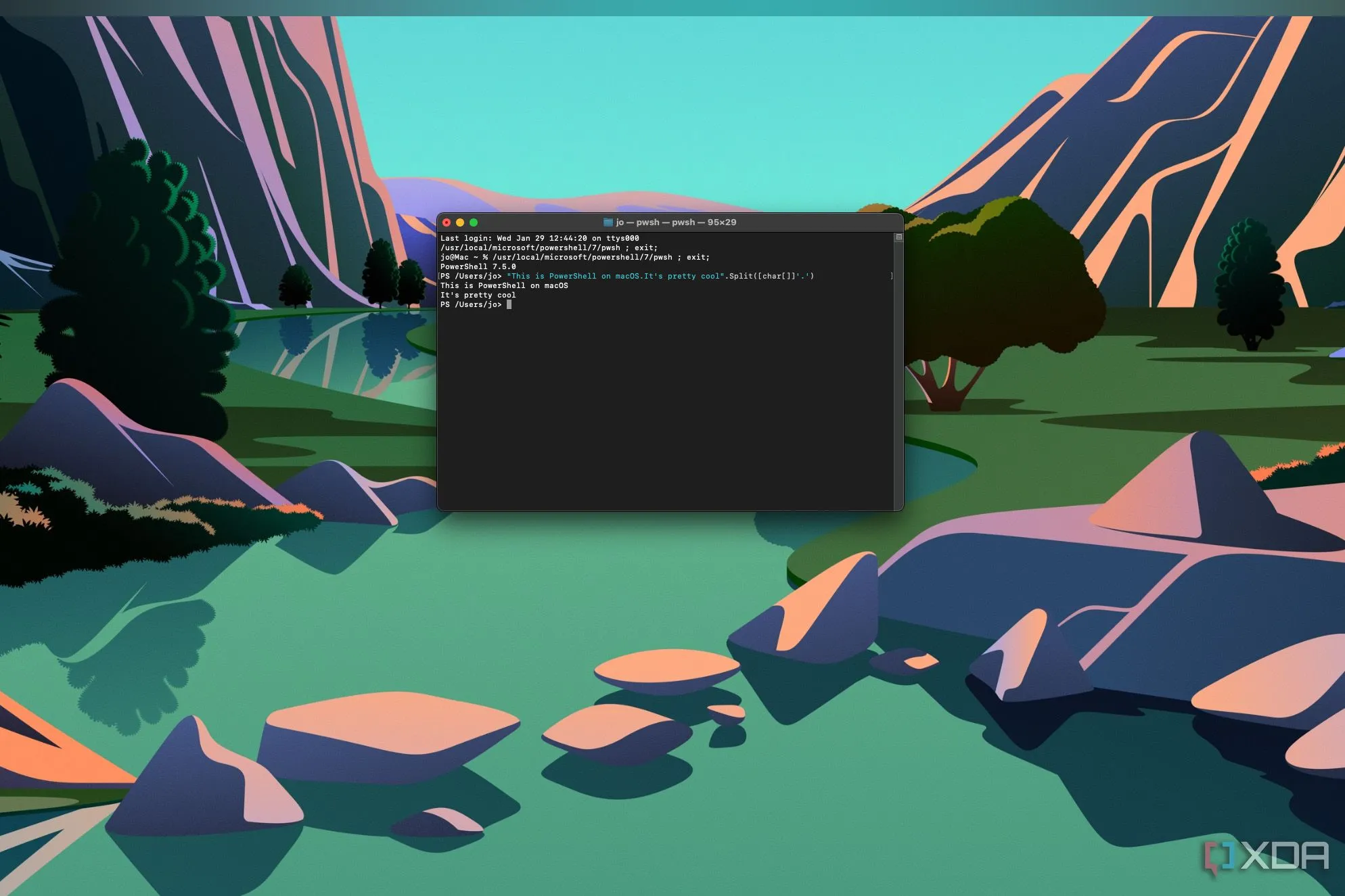 Giao diện PowerShell đang chạy trên hệ điều hành macOS, với cửa sổ terminal hiển thị lệnh.
