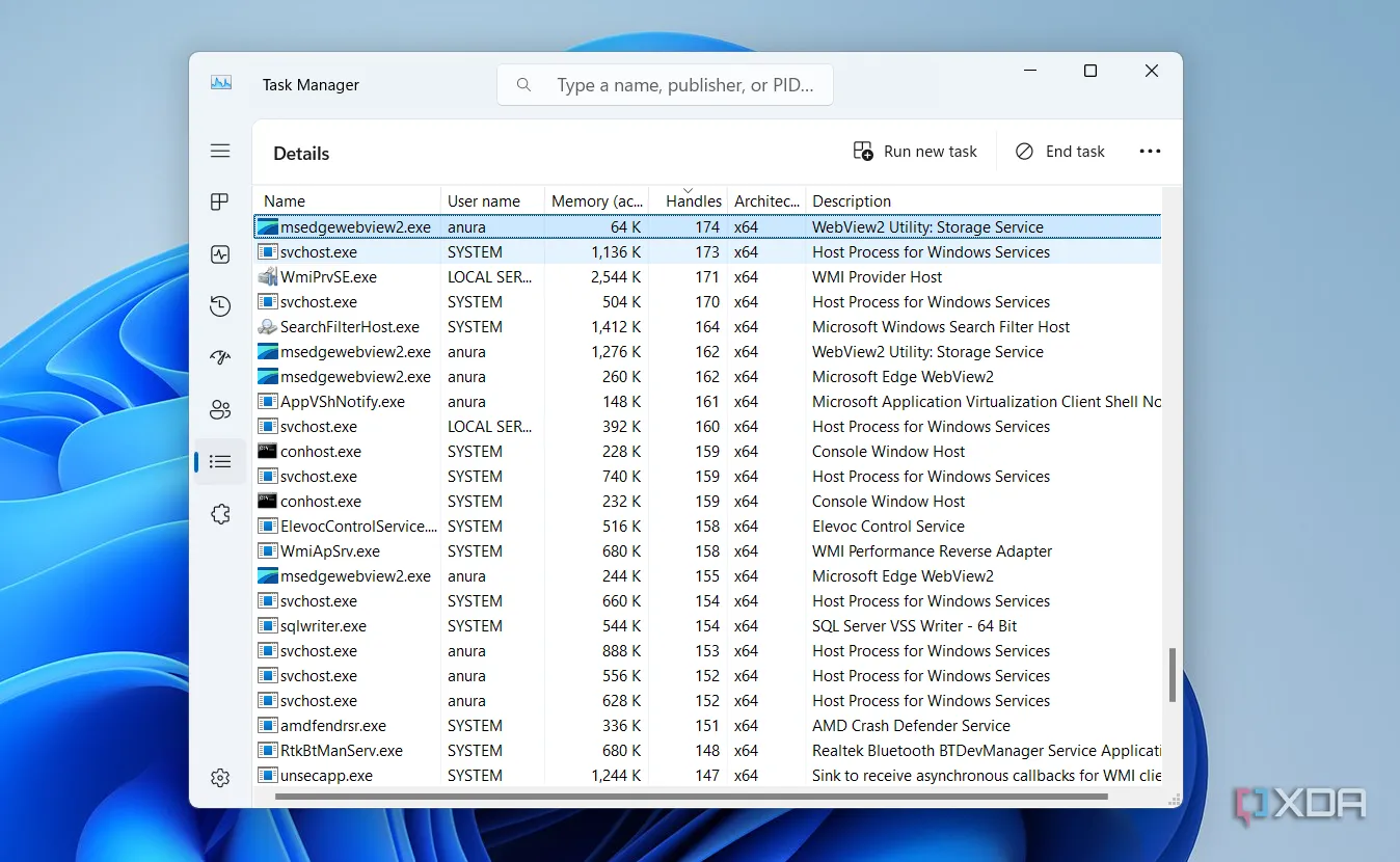 Giao diện Task Manager hiển thị các tiến trình đang chạy gây chậm Excel