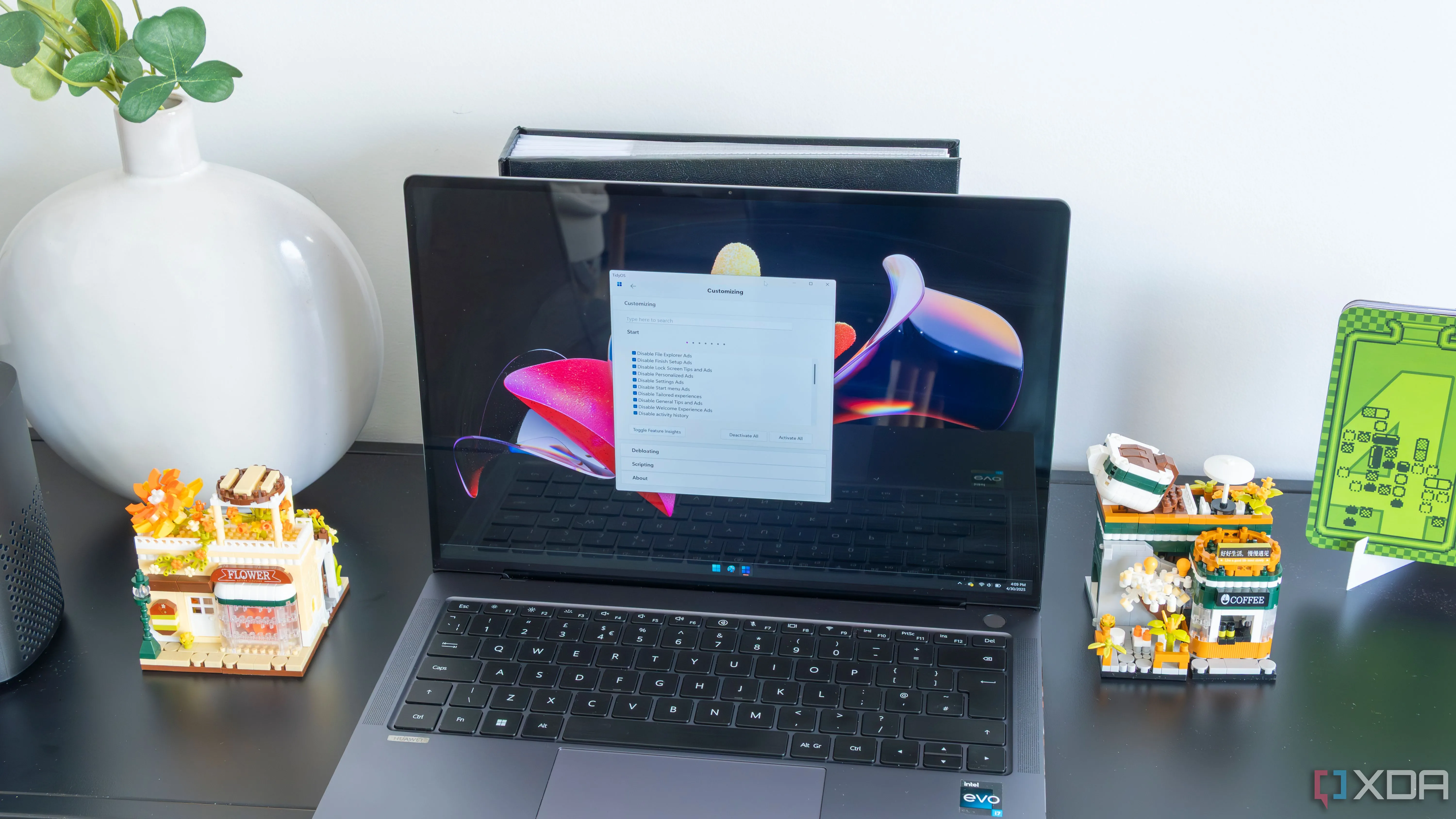 Giao diện TidyOS trên Windows 11 hiển thị các tùy chọn gỡ bỏ bloatware và tối ưu hóa hệ thống