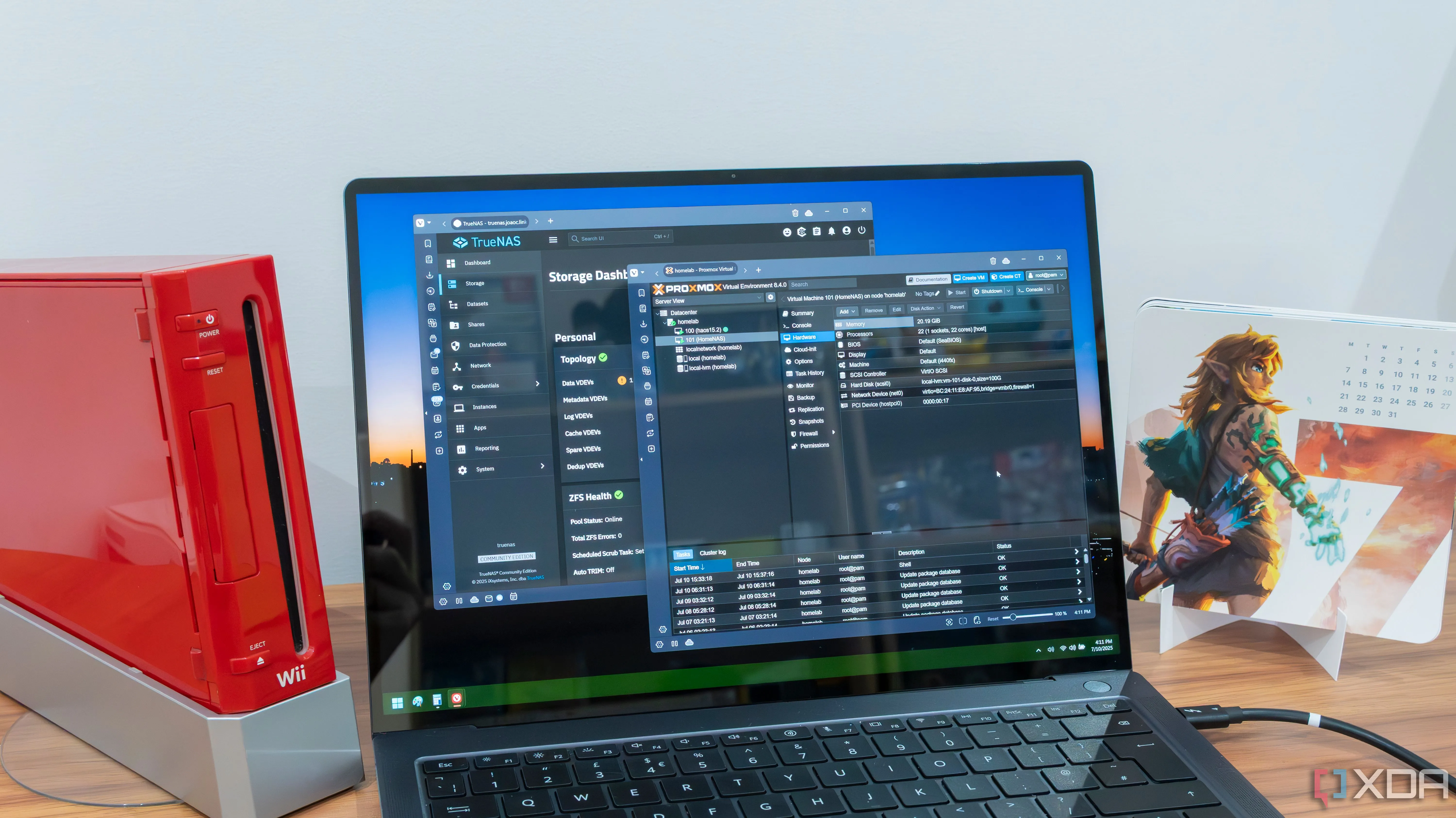 Giao diện TrueNAS và Proxmox hiển thị trên laptop Windows 11, minh họa hệ thống homelab.