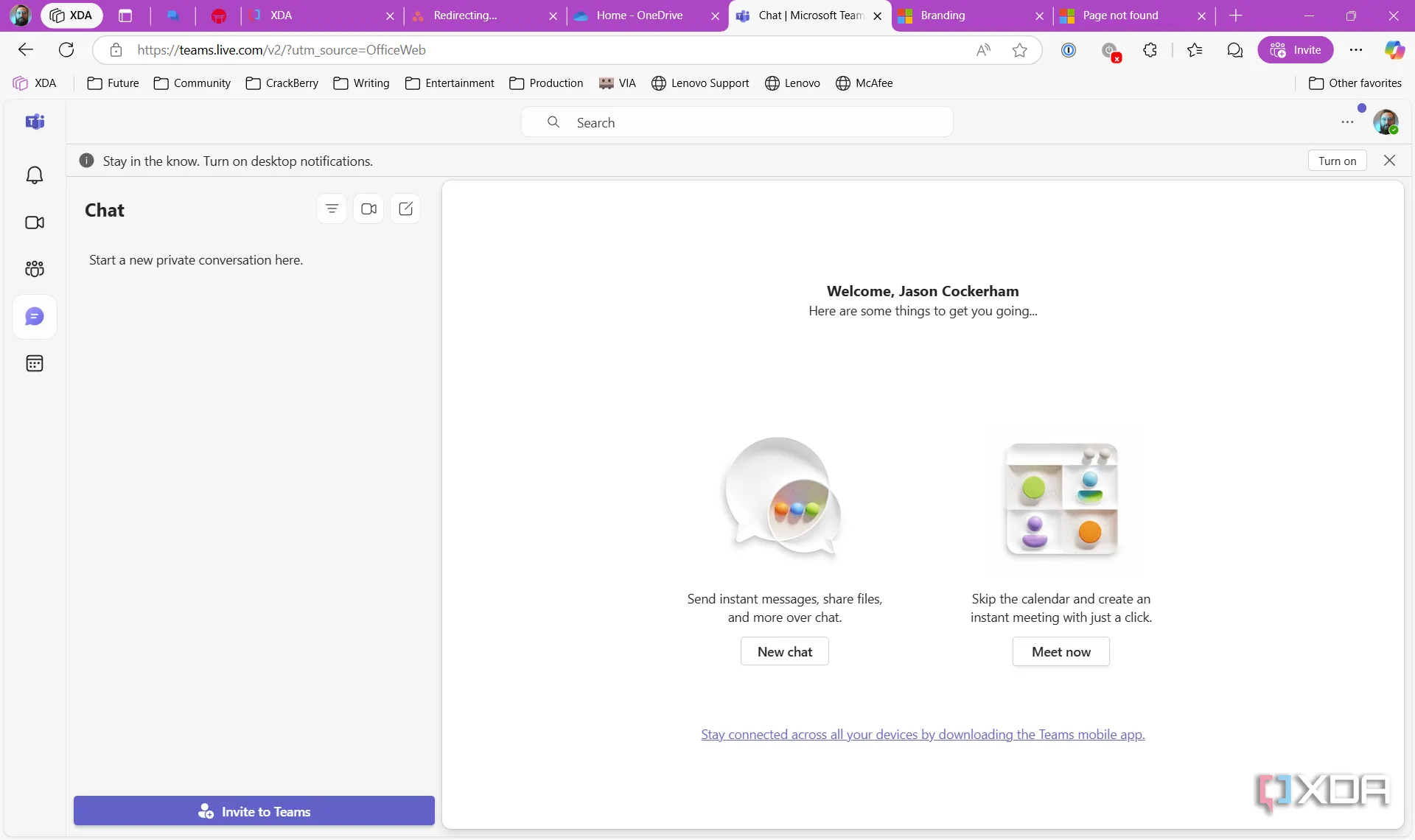 Giao diện web của ứng dụng Microsoft Teams hiển thị các cuộc trò chuyện và cuộc gọi