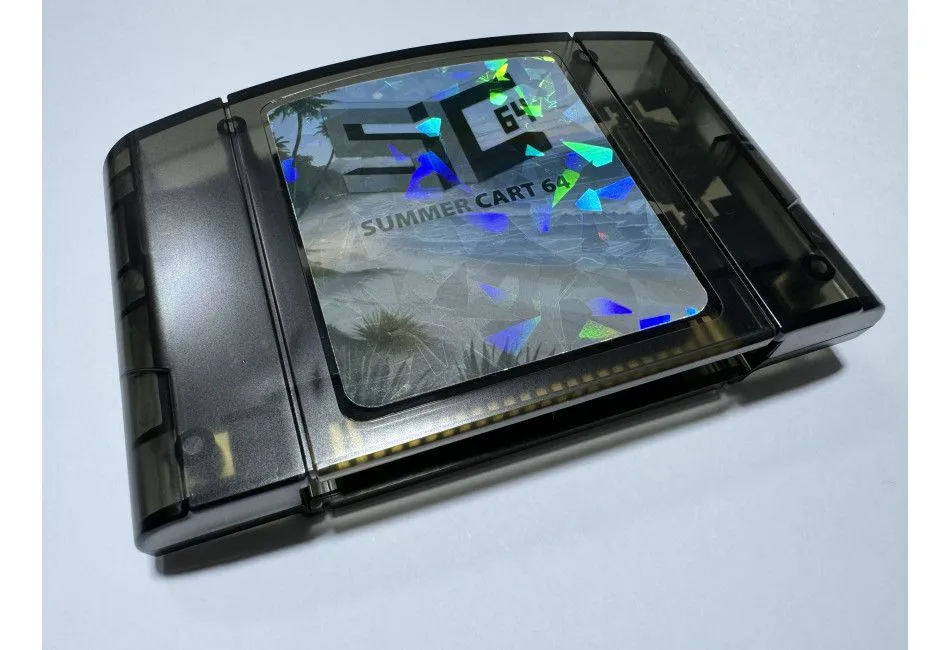 Hình ảnh flash cart SummerCart64 phiên bản thương mại cho Nintendo 64