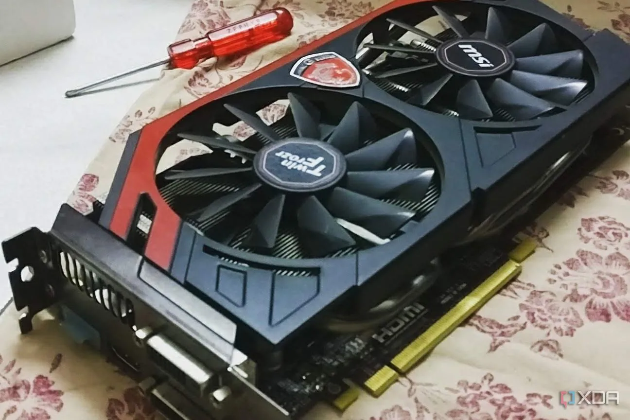 Hình ảnh minh họa card đồ họa Nvidia GeForce GTX, đại diện cho các dòng GPU cũ đã đến lúc cần nâng cấp.