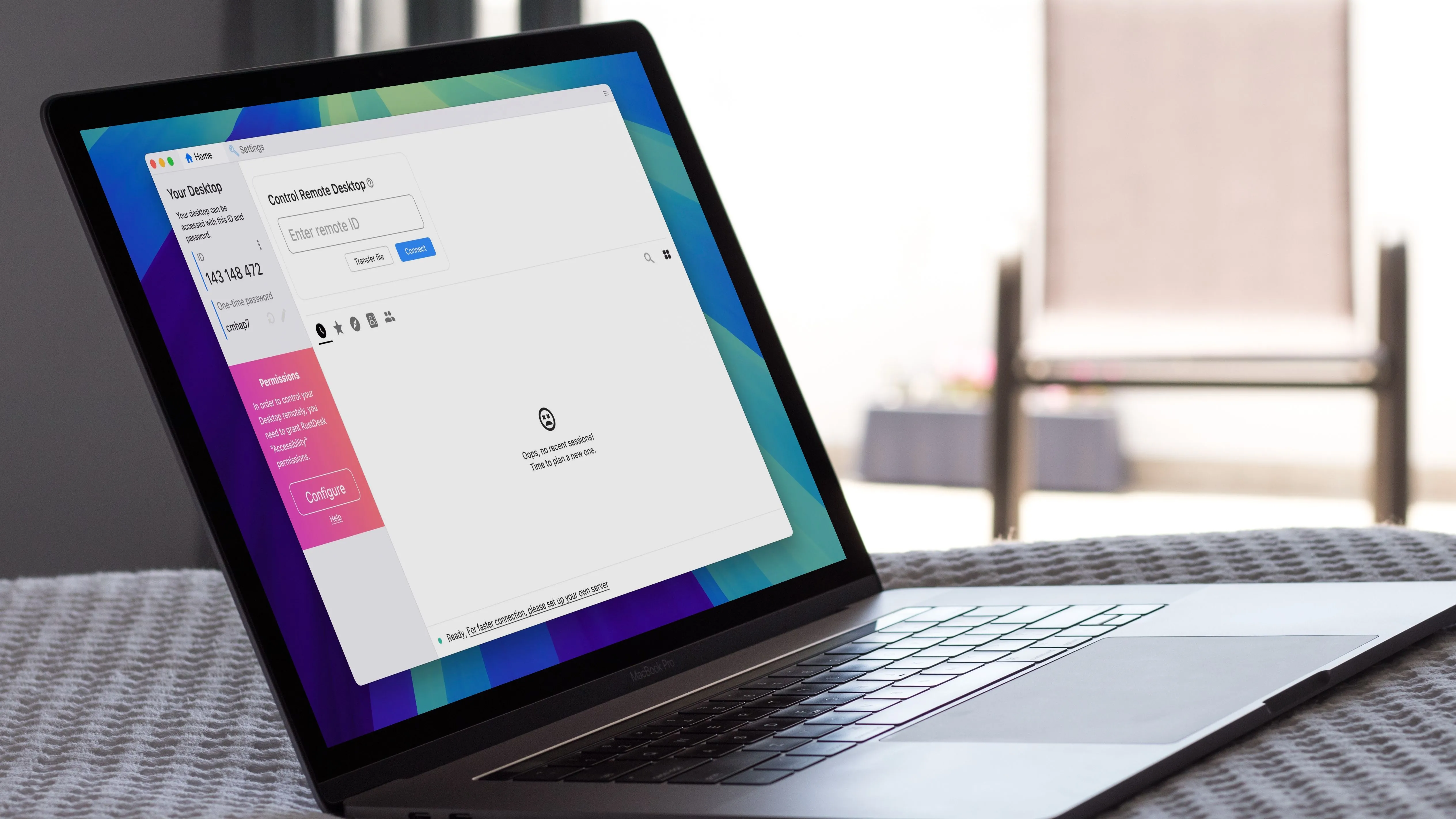 Laptop hiển thị RustDesk như một giải pháp thay thế TeamViewer hiệu quả