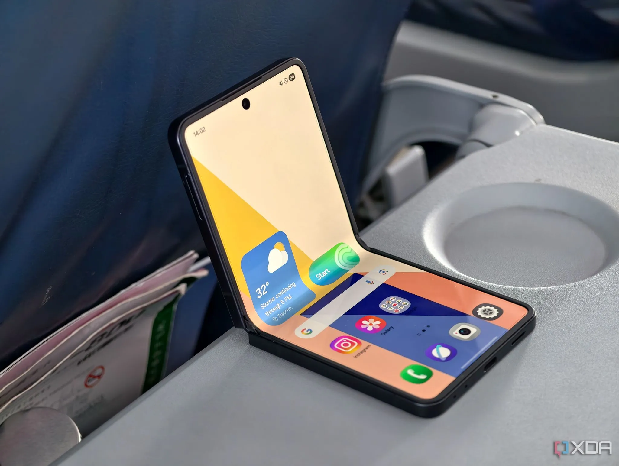 Màn hình gập Dynamic AMOLED 2X của Galaxy Z Flip 7