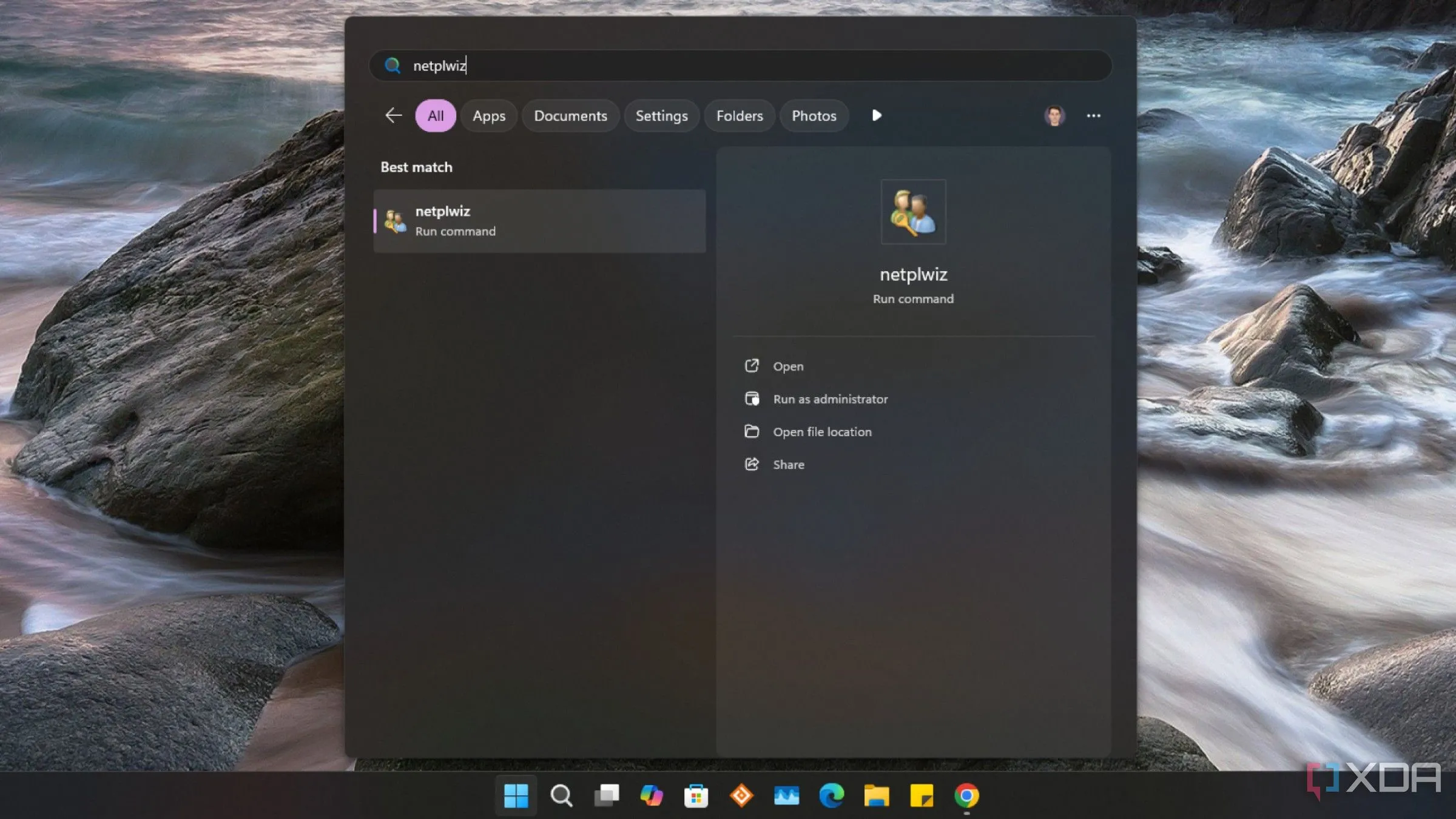 Màn hình Start Menu Windows 11 hiển thị kết quả tìm kiếm 'netplwiz' để thiết lập tự động đăng nhập
