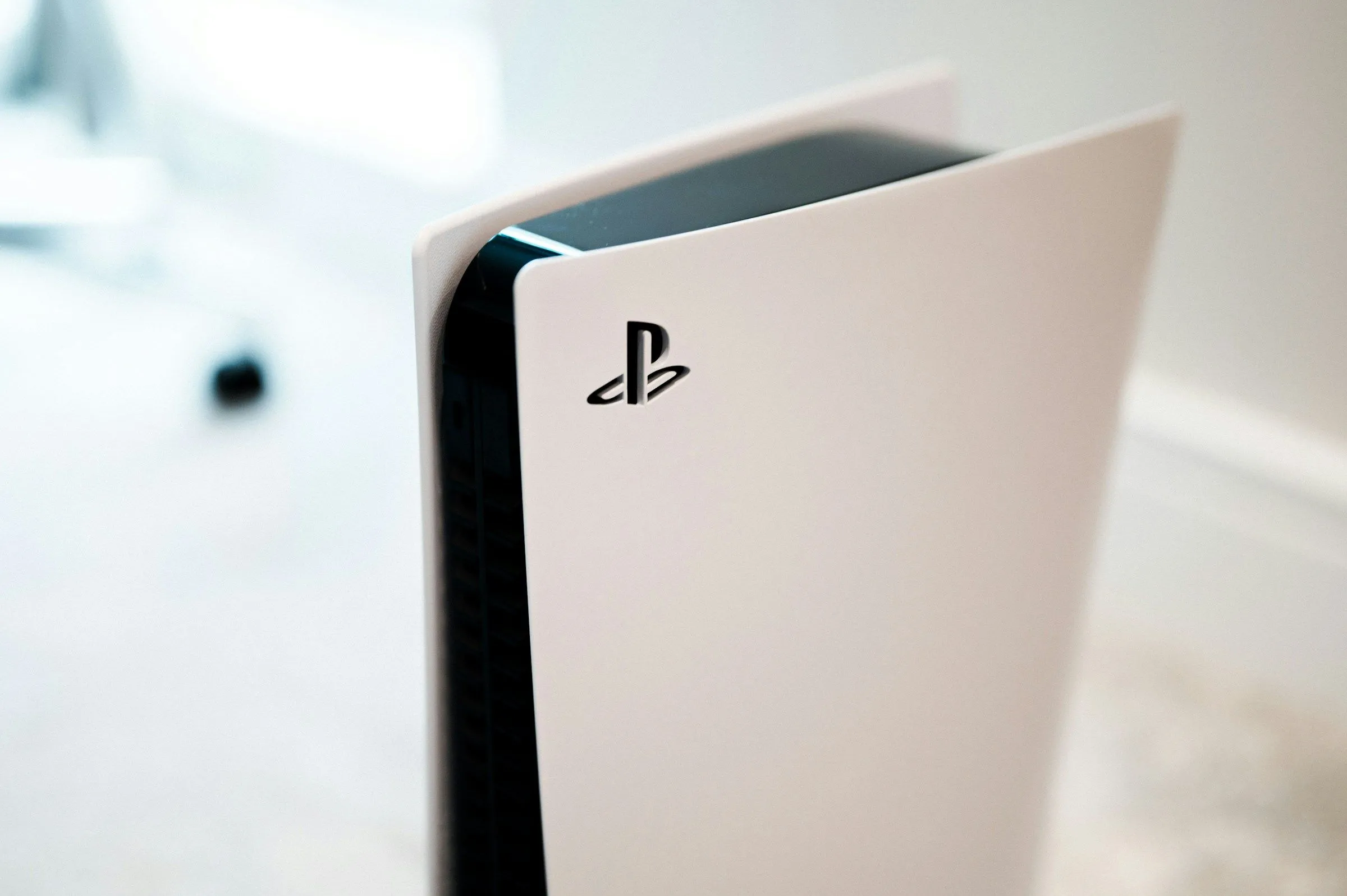 Máy chơi game PlayStation 5 (PS5) sau sự cố mạng PSN