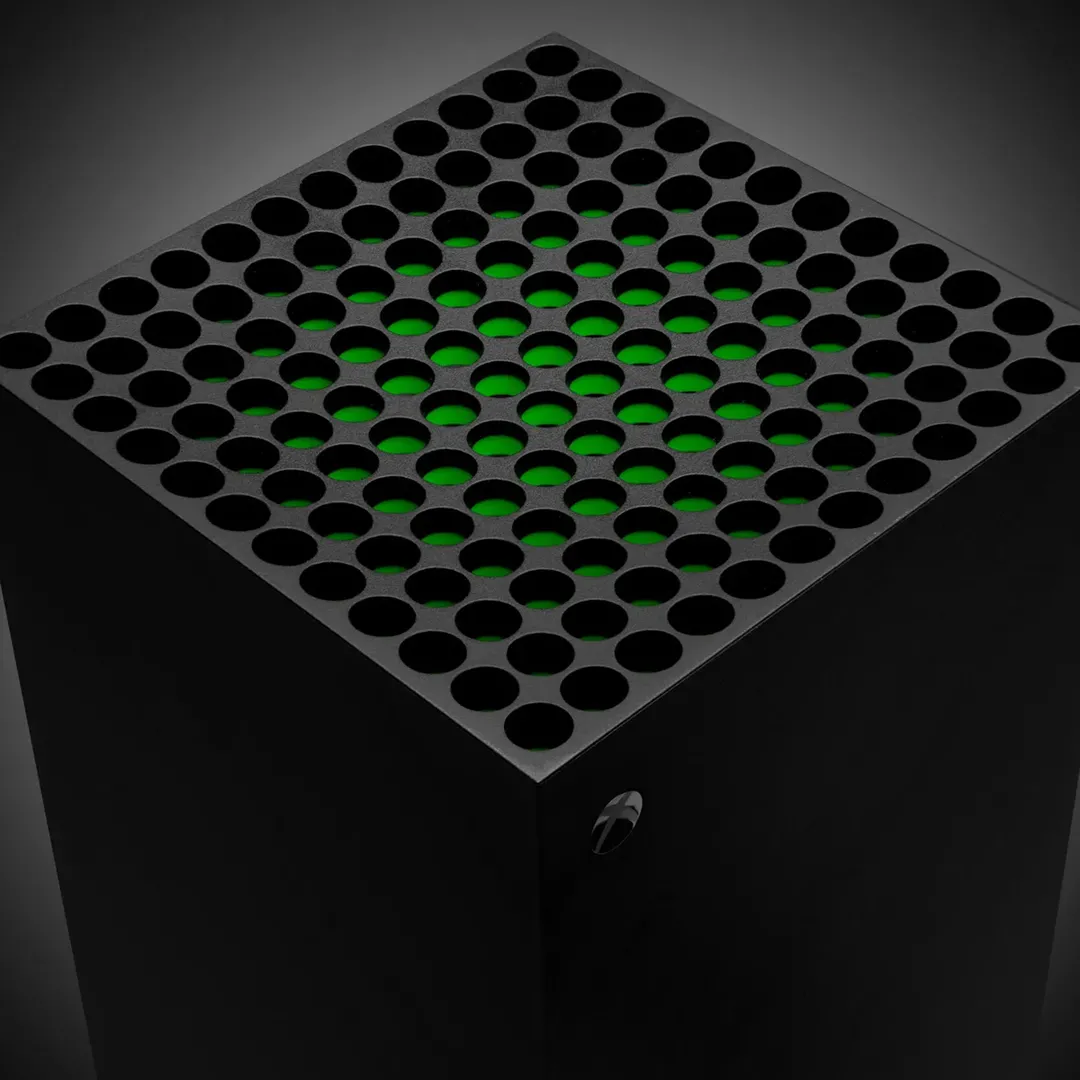 Máy chơi game Xbox Series X màu đen, biểu tượng của thế hệ console thiếu game độc quyền mới
