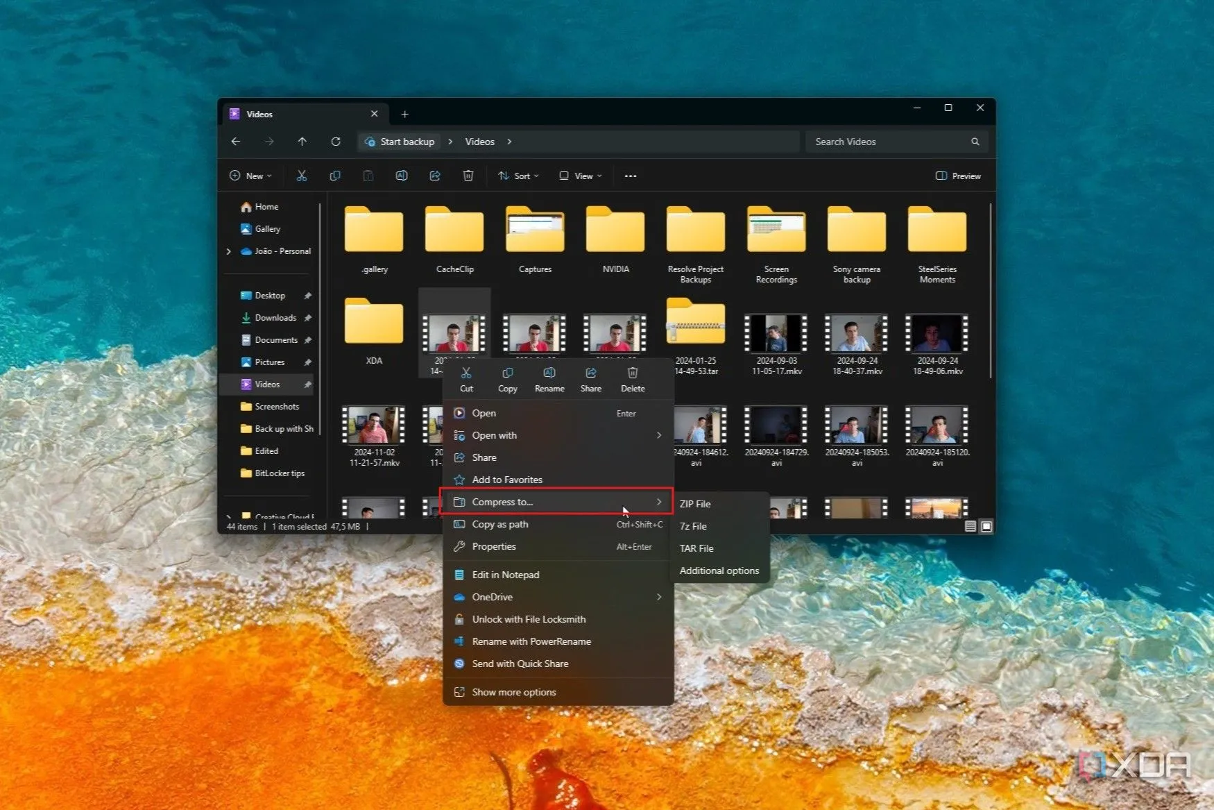 Menu ngữ cảnh trong File Explorer, gợi ý tính năng sắp xếp và quản lý thư mục hiệu quả trên Windows.