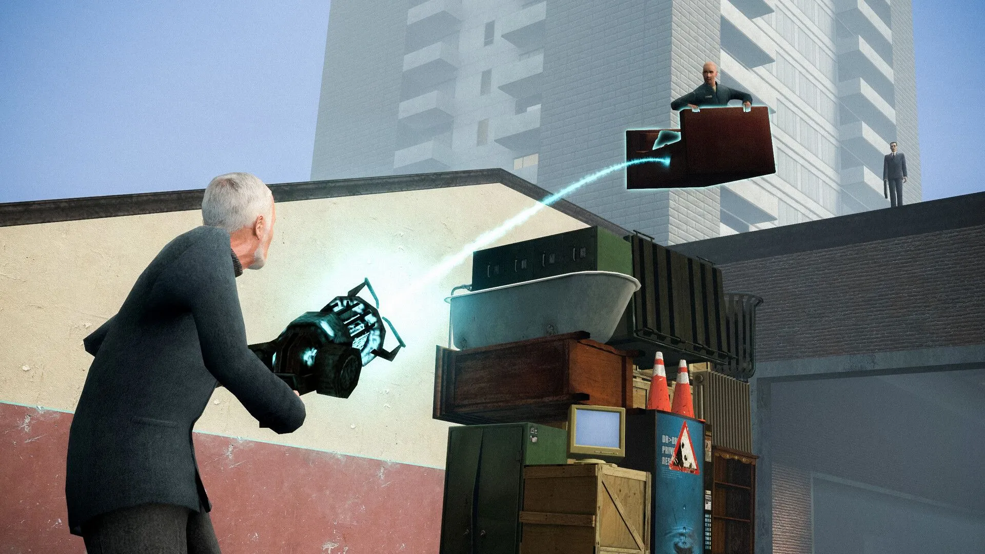 Một người chơi đang nâng người chơi khác trong Garry's Mod