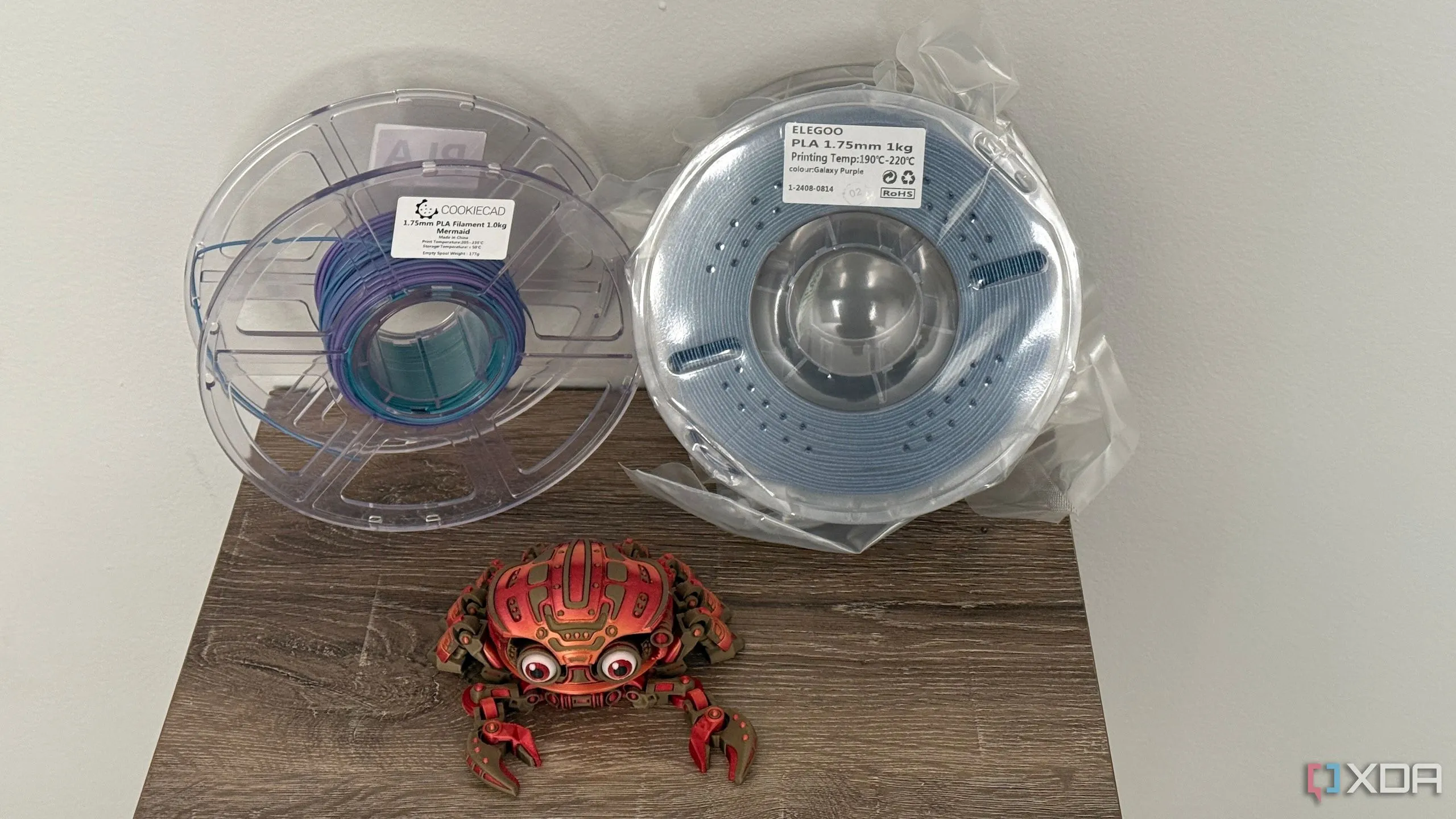 Nhãn thông số kỹ thuật filament, hiển thị nhiệt độ in và các đặc tính vật liệu