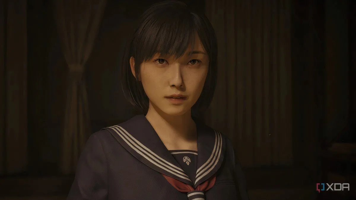 Nữ sinh Hinako Shimizu, nhân vật chính của game Silent Hill F