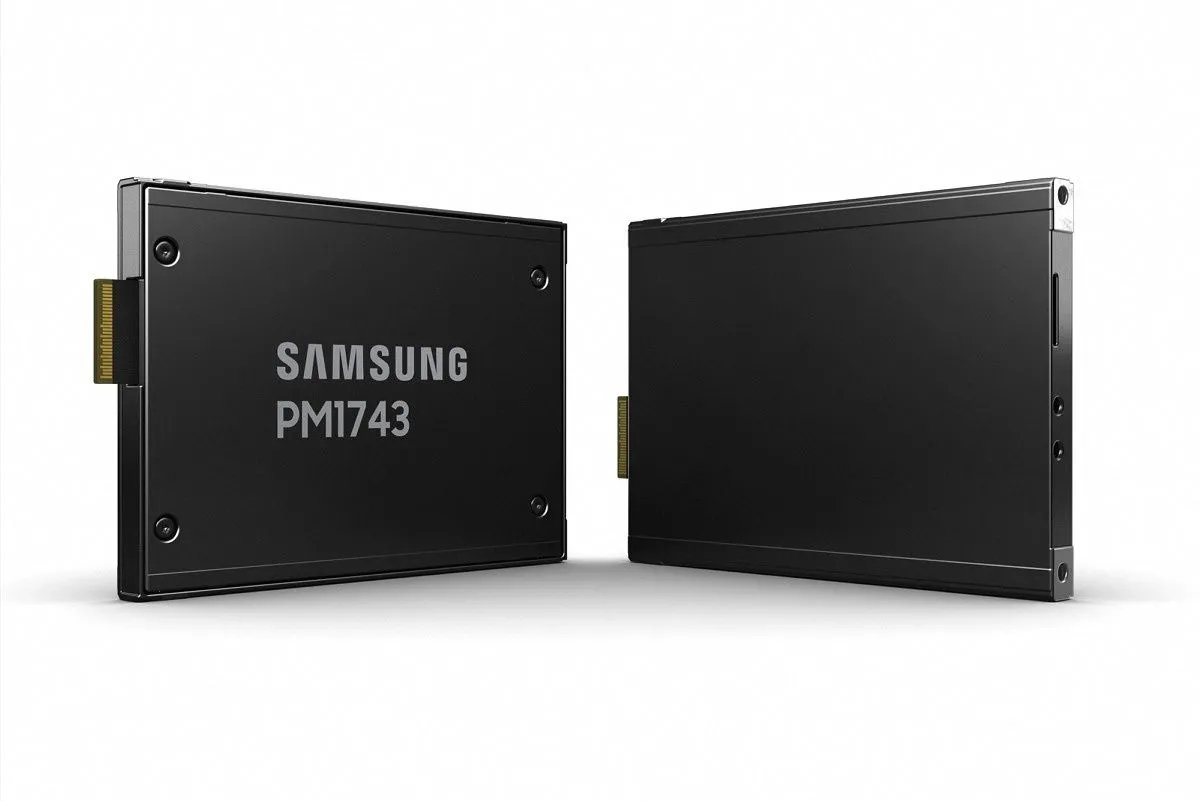 Ổ cứng SSD Samsung PM1743 cấp doanh nghiệp được thiết kế cho trung tâm dữ liệu