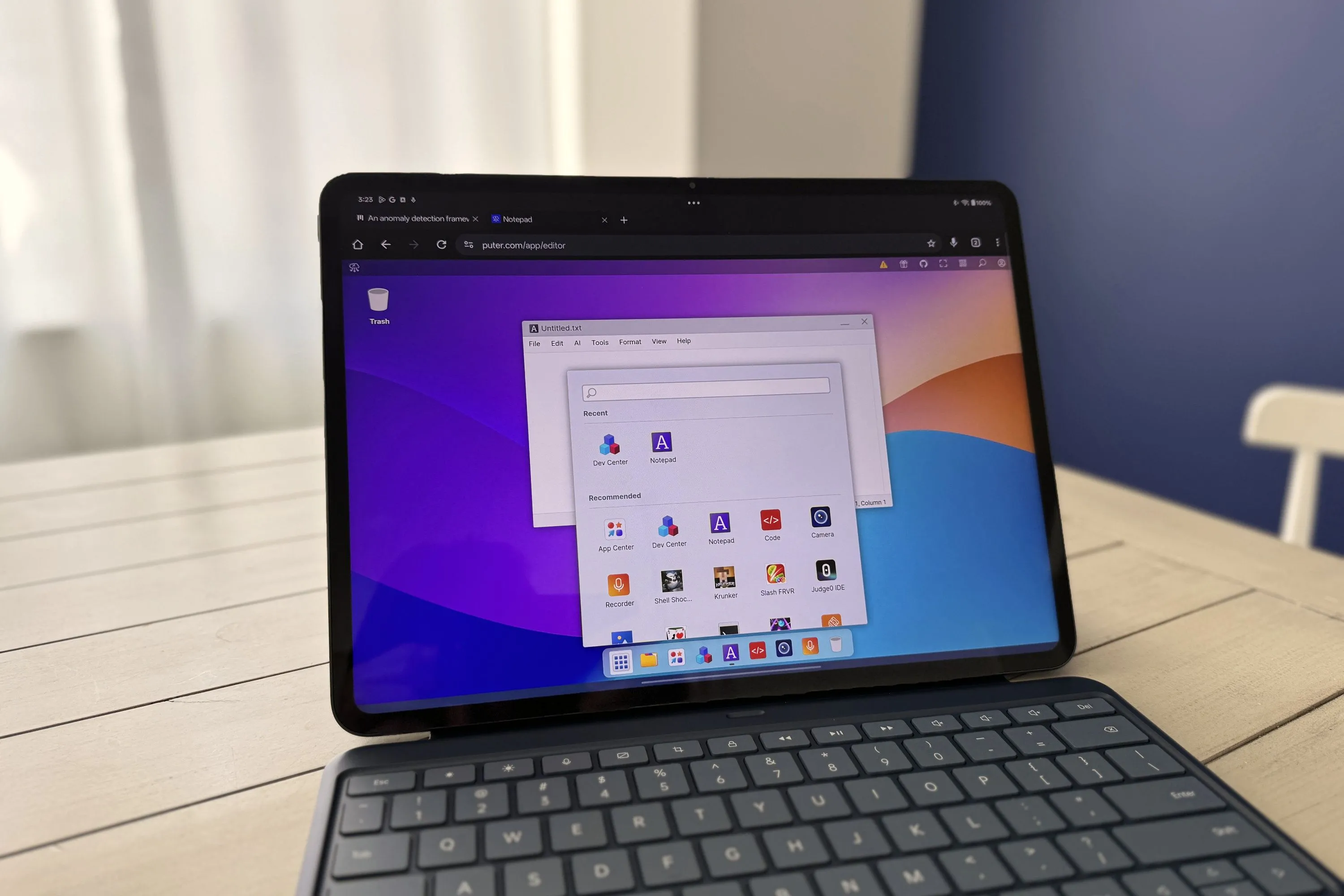 Puter OS đang chạy trên máy tính bảng OnePlus Pad 3