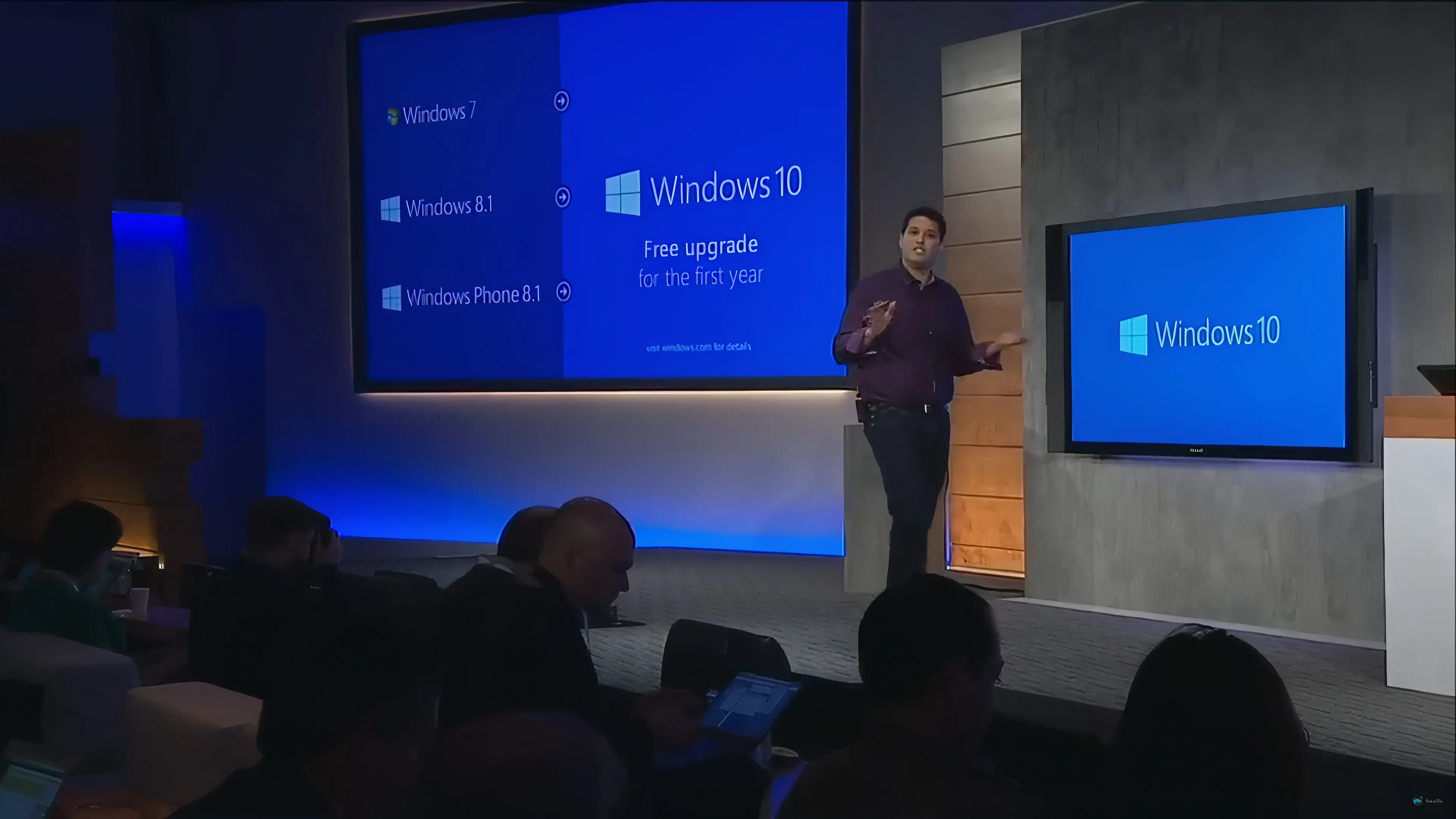 Quảng cáo &quot;nâng cấp miễn phí Windows 10&quot;, gợi nhớ về thời kỳ phổ biến của hệ điều hành này trước khi kết thúc hỗ trợ vào năm 2025