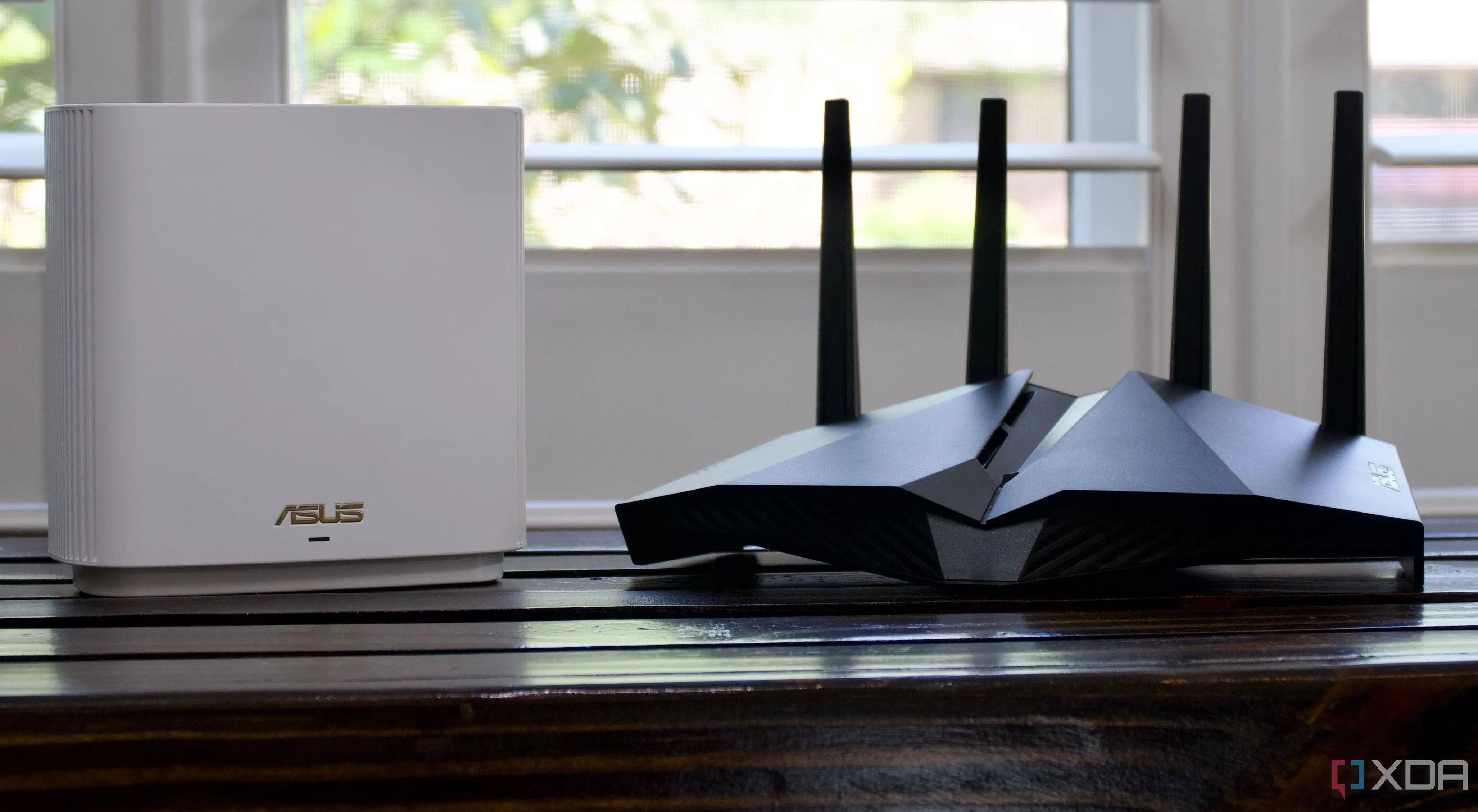Router Asus ZenWifi Gaming, thiết bị mạng hiệu suất cao hỗ trợ VLAN