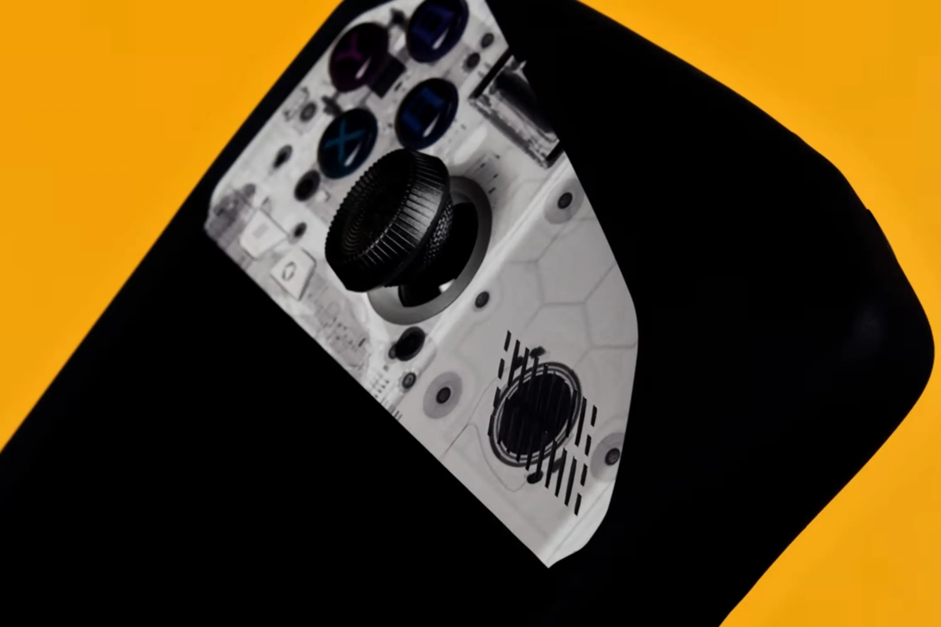 Skin Dbrand Touch Grass màu xanh lá trên vỏ bảo vệ Killswitch của Asus ROG Ally