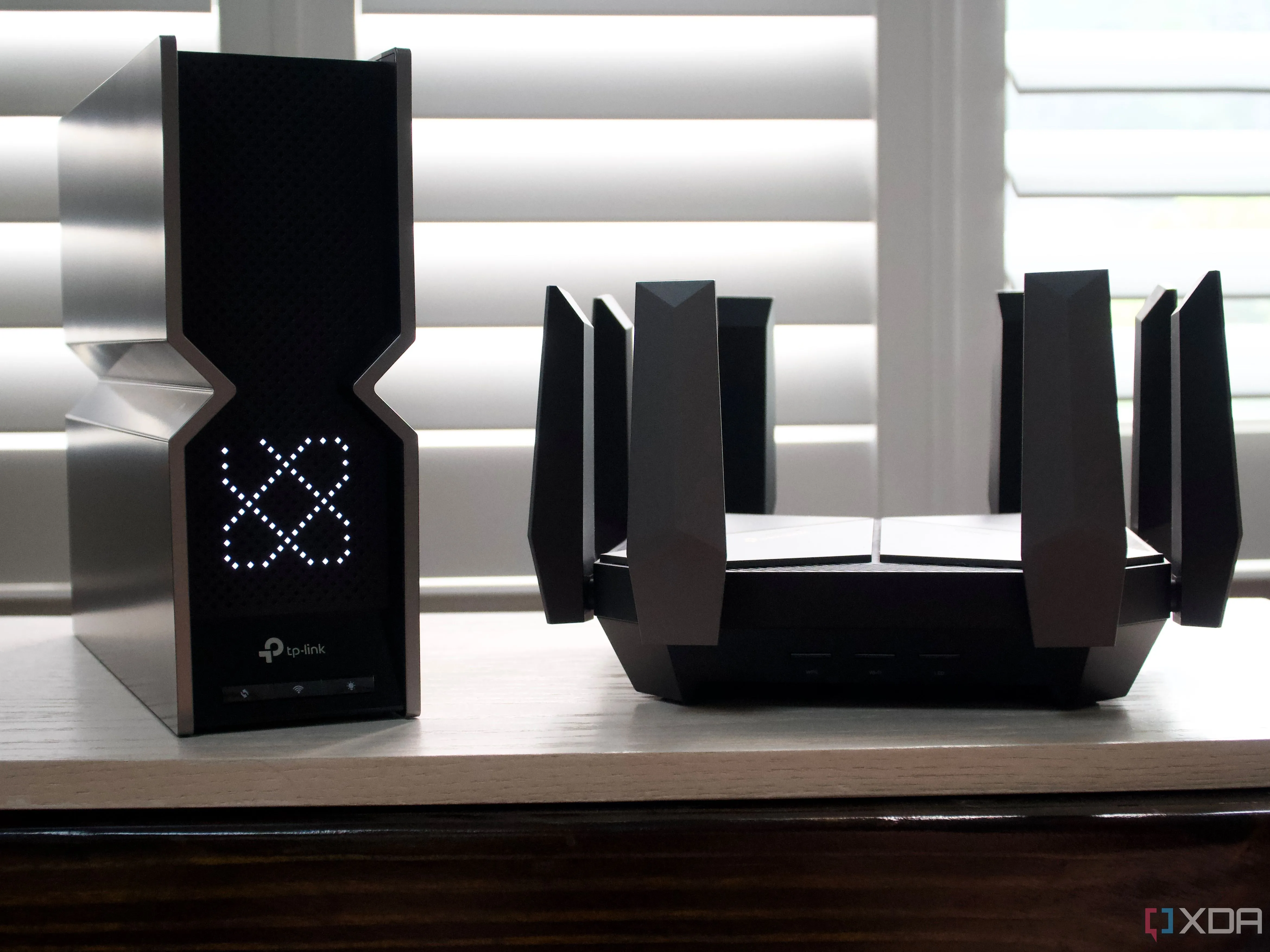 So sánh router Wi-Fi 7 TP-Link Archer BE800 và Archer AXE300 hỗ trợ EasyMesh